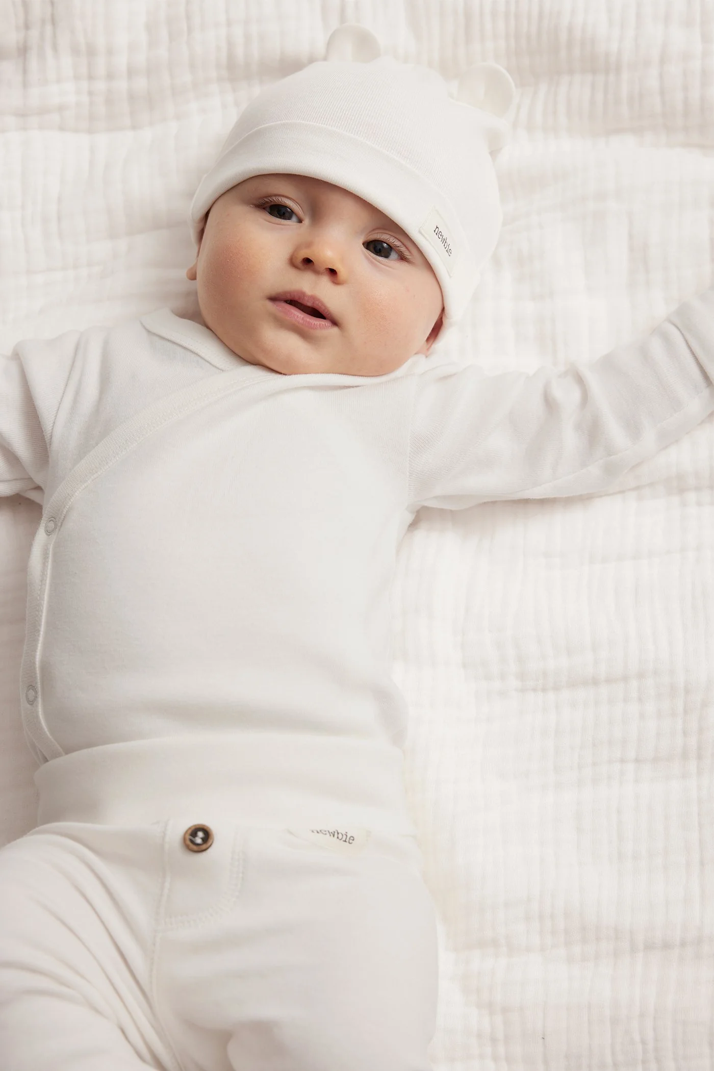 Baby white wrap bodysuit - Image 4