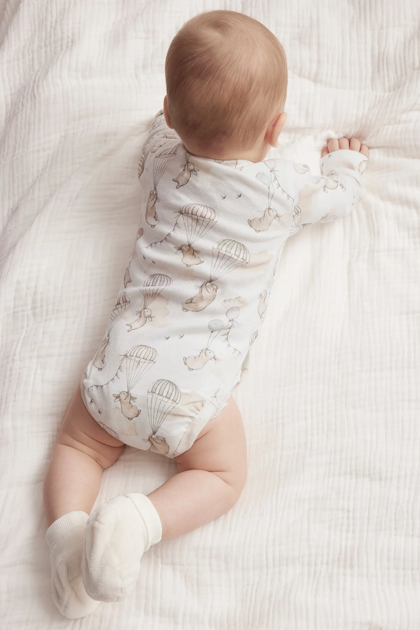 Baby white bunny balloon bodysuit - Image 2