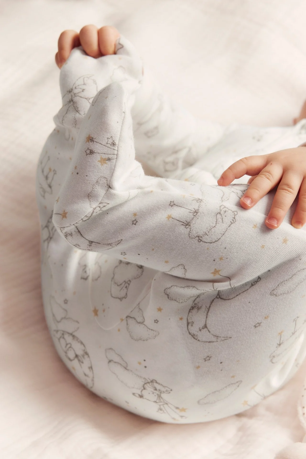 Baby white animal 2-way zip sleepsuit - Image 3