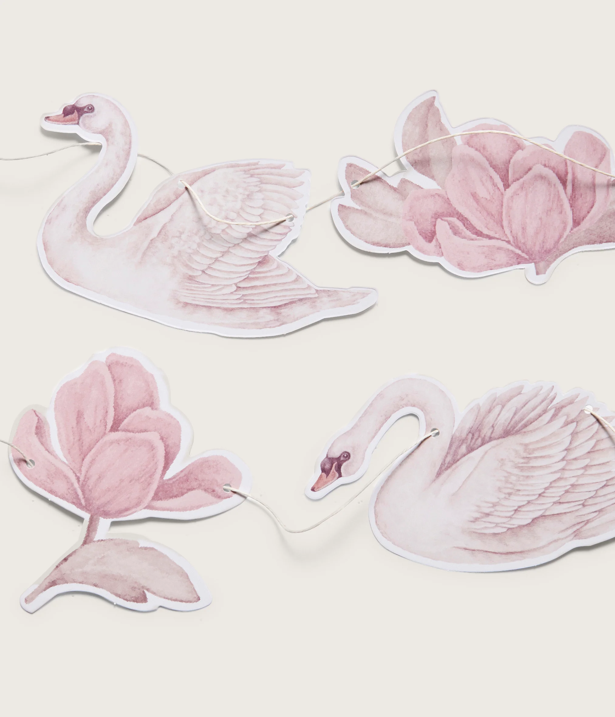 Pink swan lake garland - Image 3