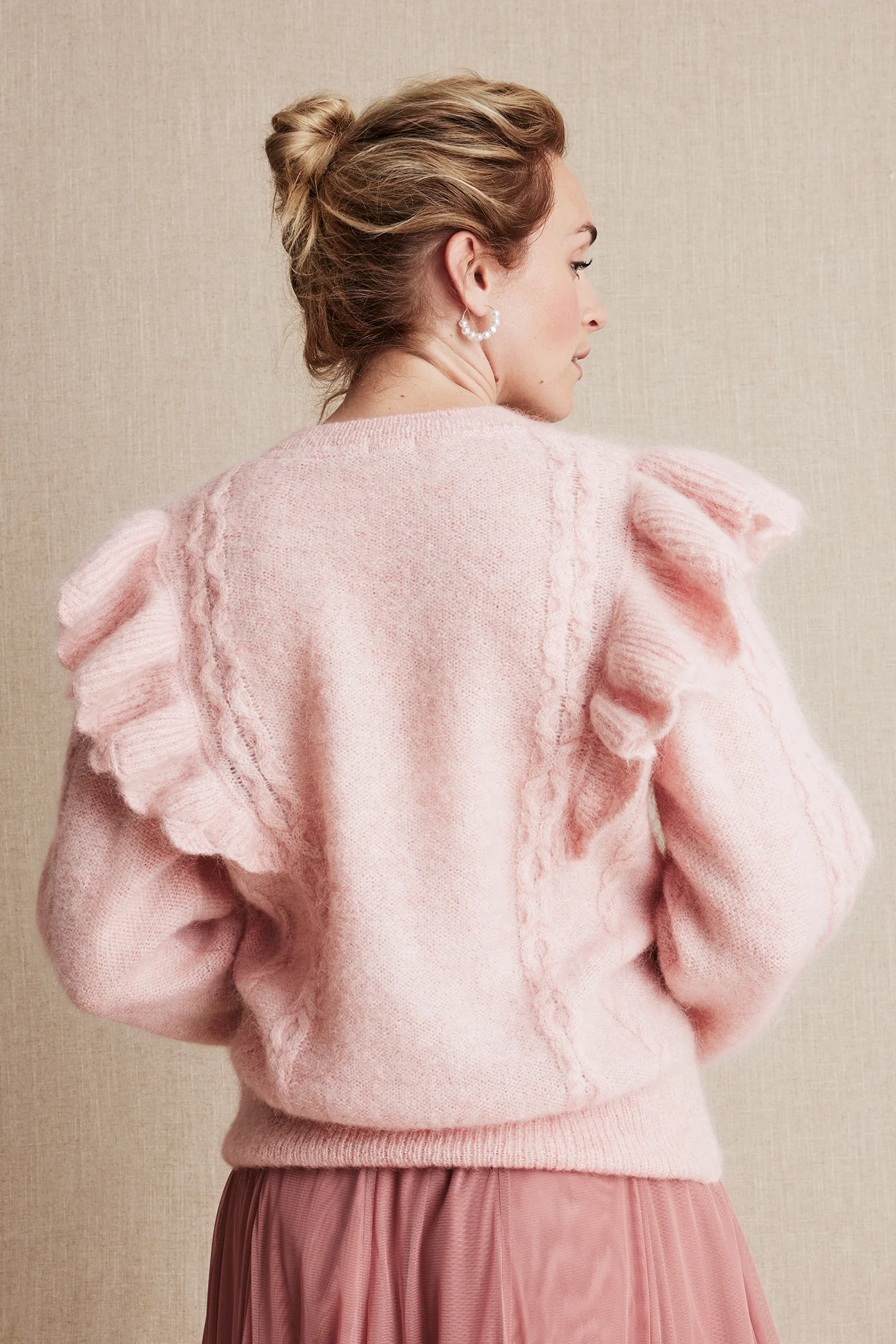 Womens pink pattern knitted jumper - Image 3