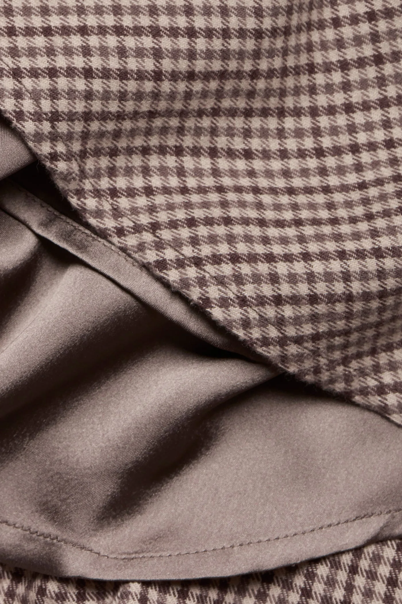 Womens brown checked mini skirt - Image 5