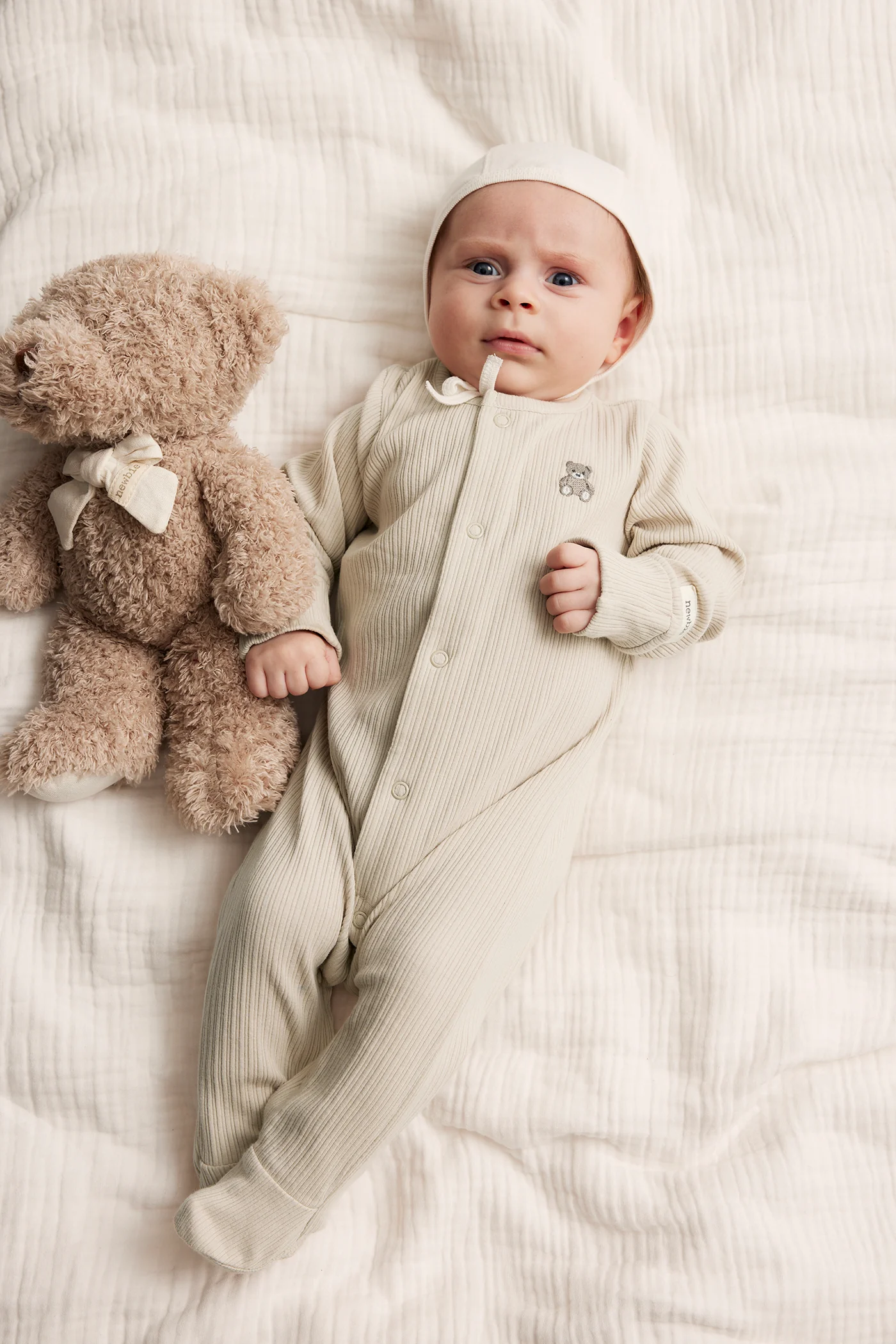 Baby beige ribbed sleepsuit - Image 5