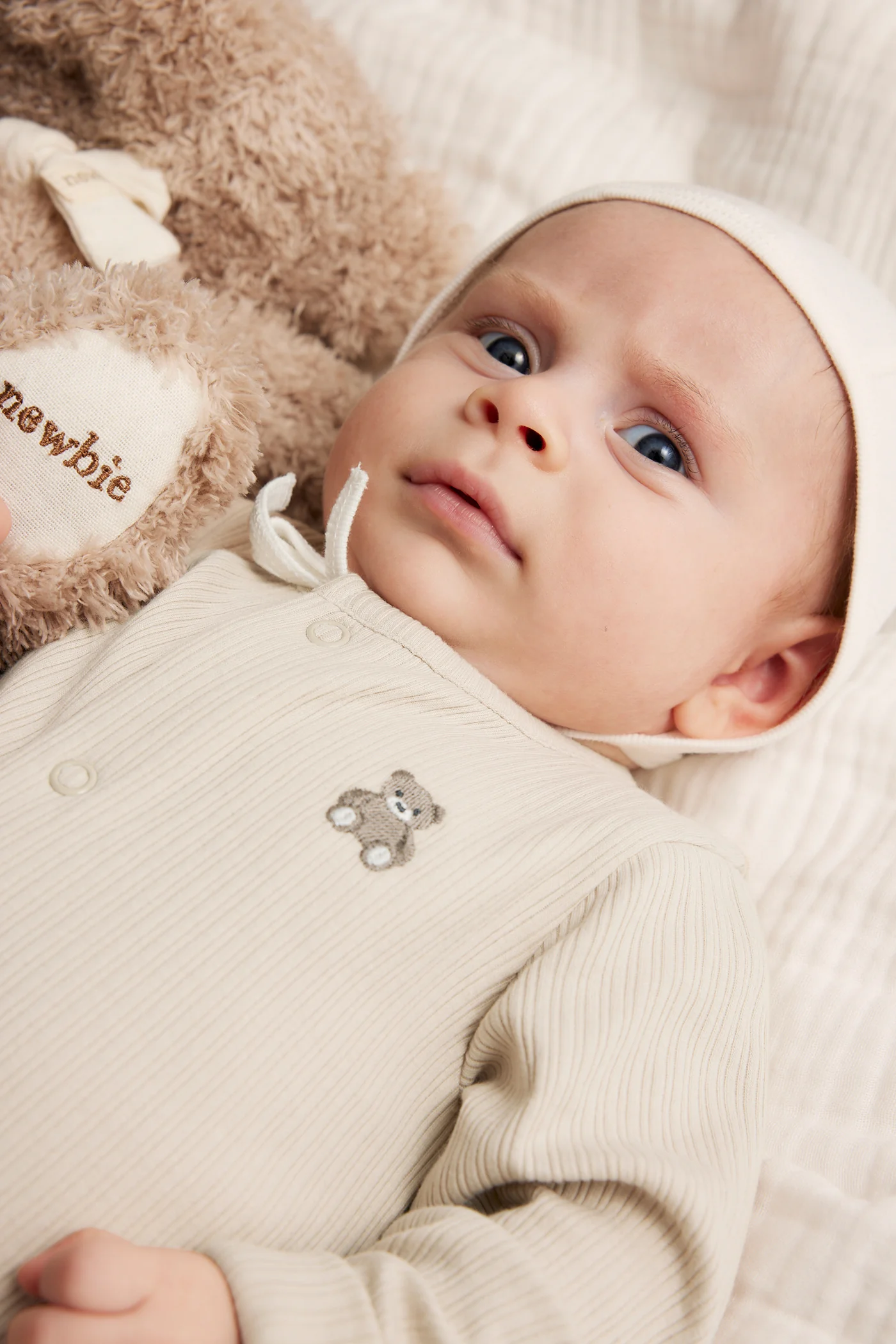 Baby beige ribbed sleepsuit - Image 7