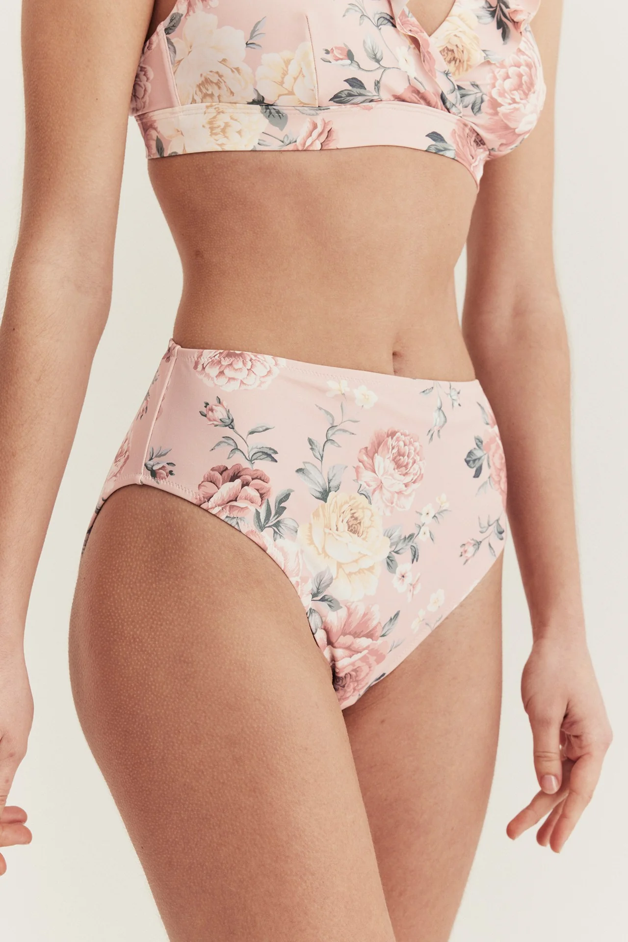 Women's pink floral bikini briefs - Image 3