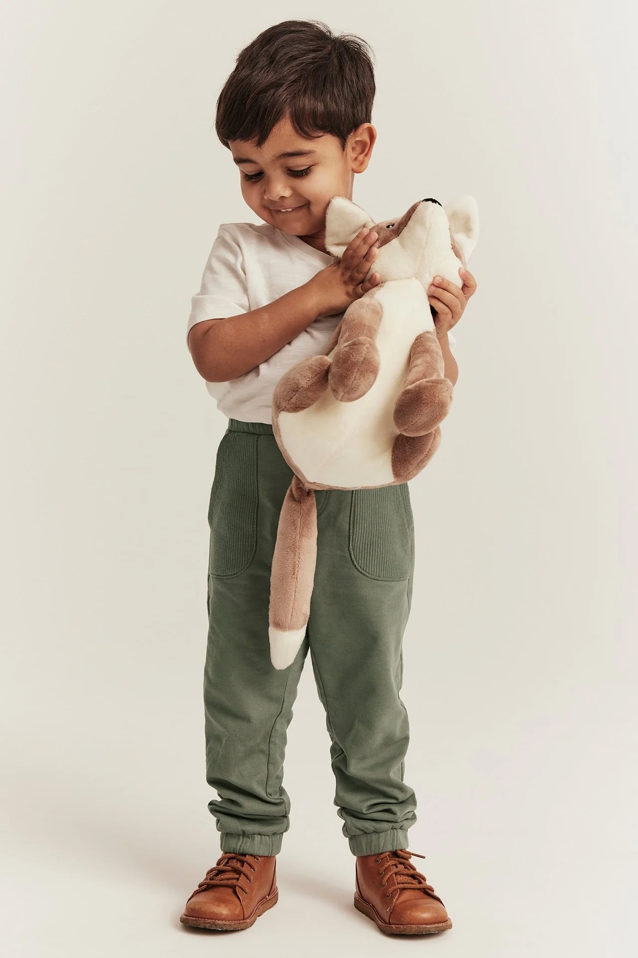 Kids' green joggers - Image 6