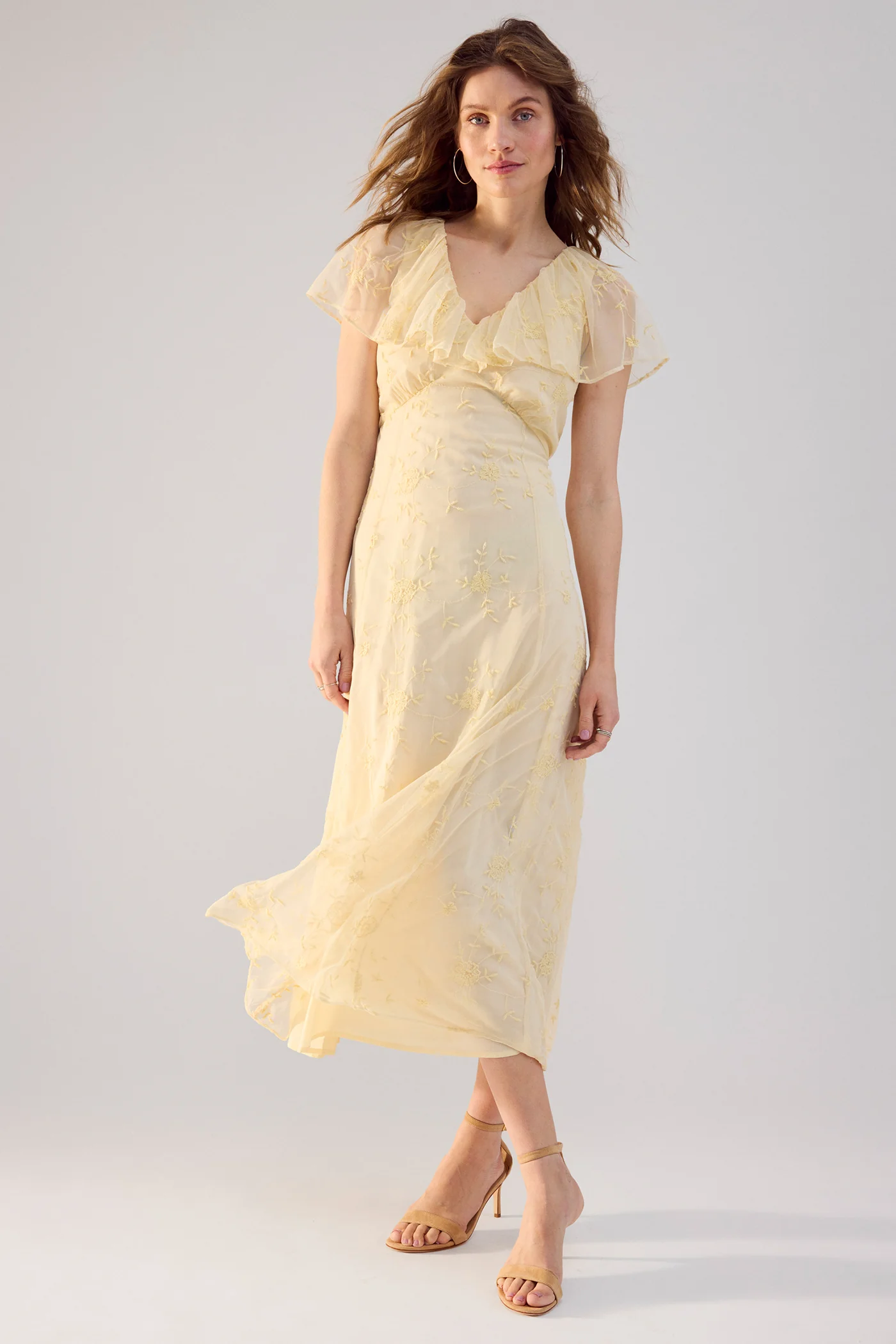 Women's yellow embroidery dress - Image 3