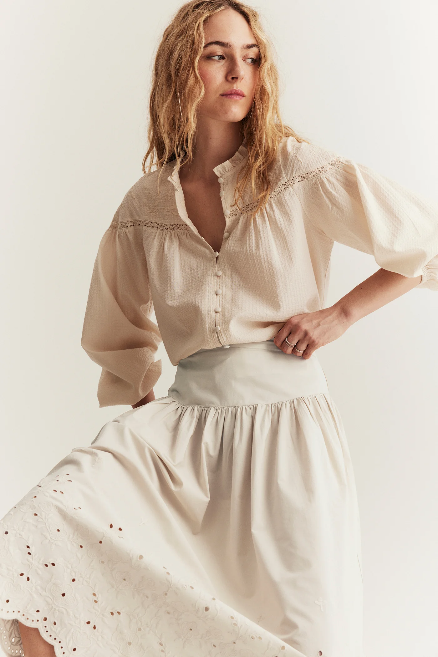 Women's beige embroidery skirt - Image 3