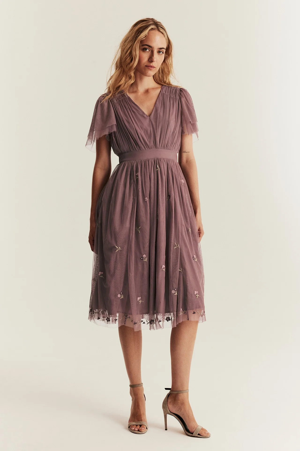 Women's pink floral mesh dress with embroidery - Image 2