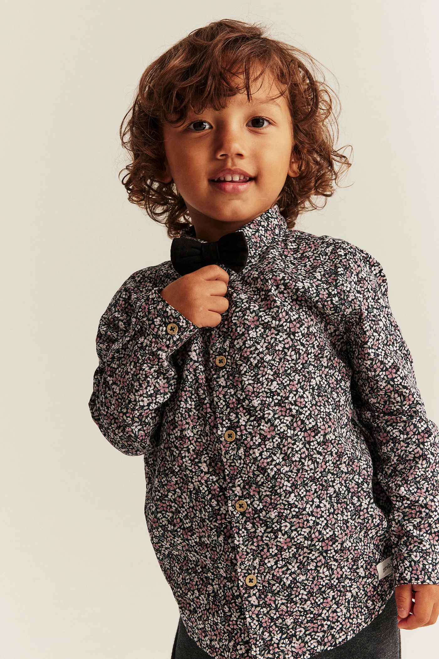 Kids black ditsy floral shirt with bow tie - Image 2