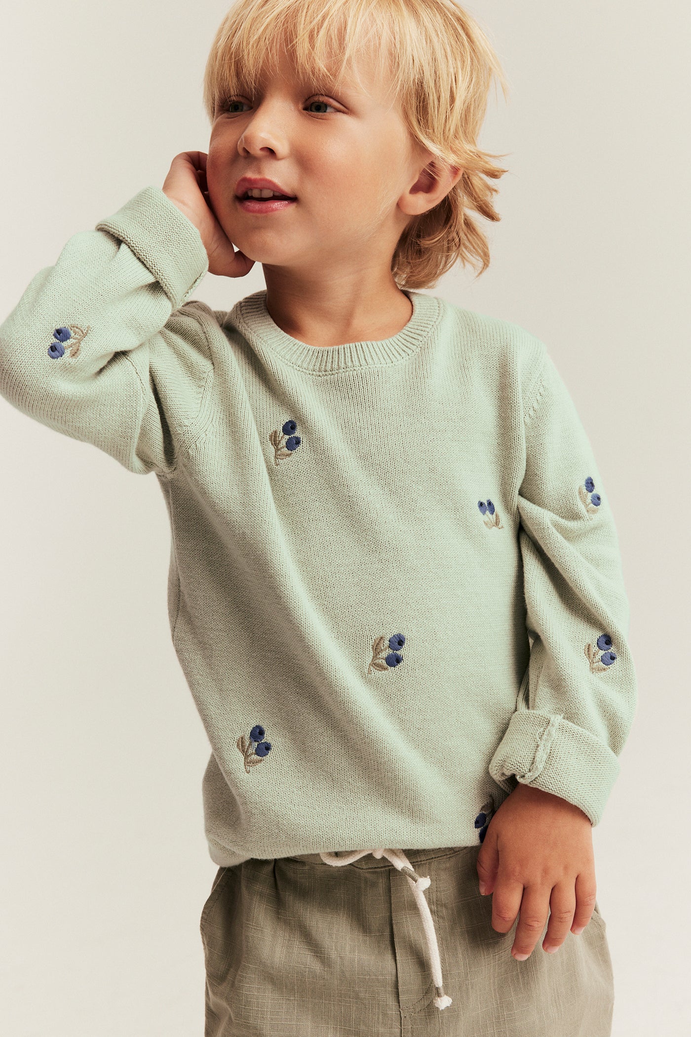 Baby & kids green knitted jumper with blueberries - Image 4