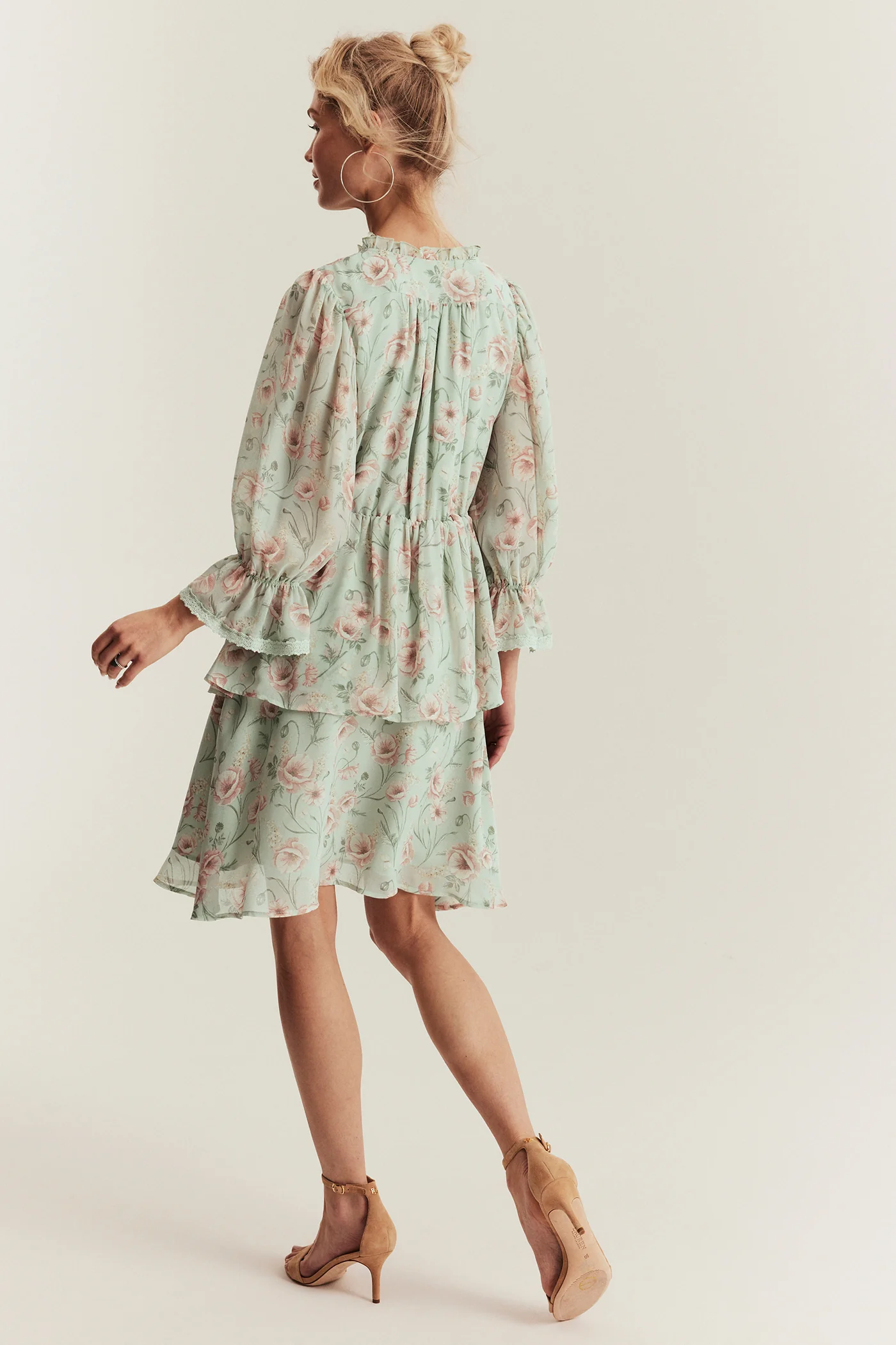 Women's green floral short chiffon dress - Image 4