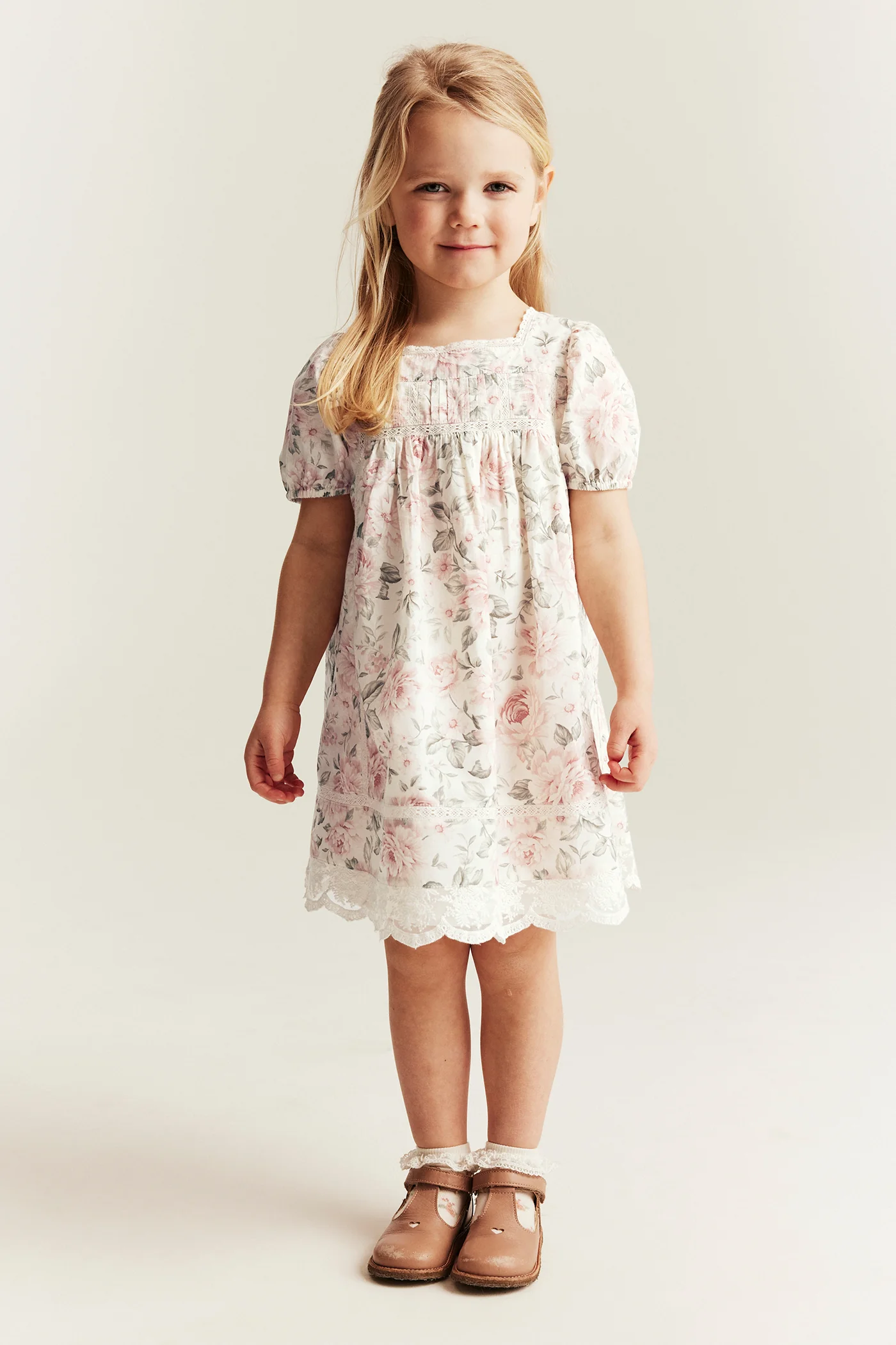 Kids white floral puff sleeve dress - Image 5