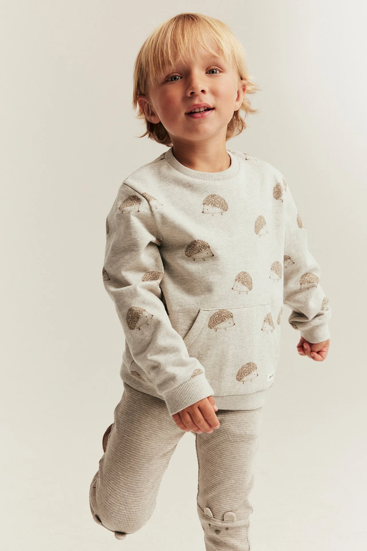 Baby & kids beige sweatshirt with brushed inside - Image 3