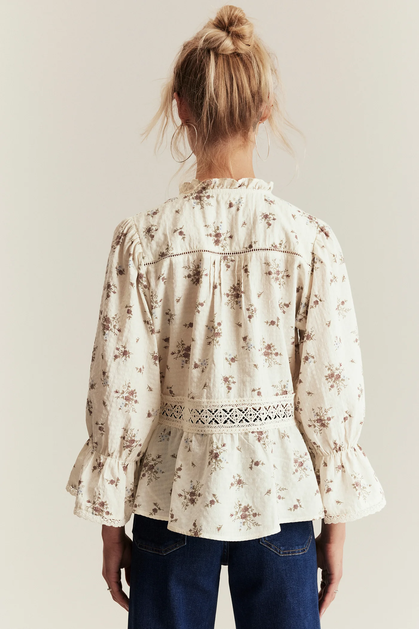 Women's white floral three-quarter sleeve blouse - Image 5