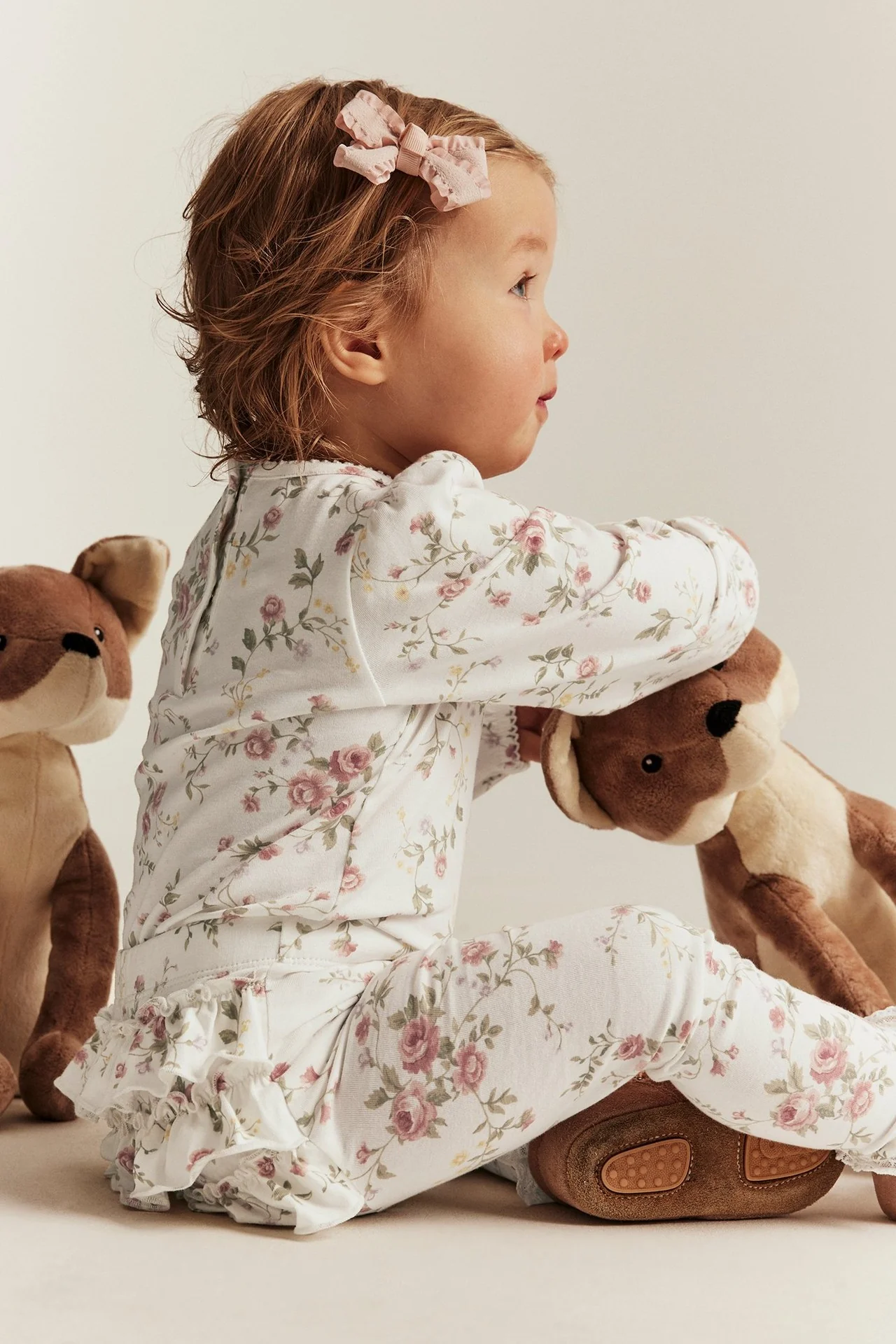 Baby white floral leggings with ruffles - Image 4