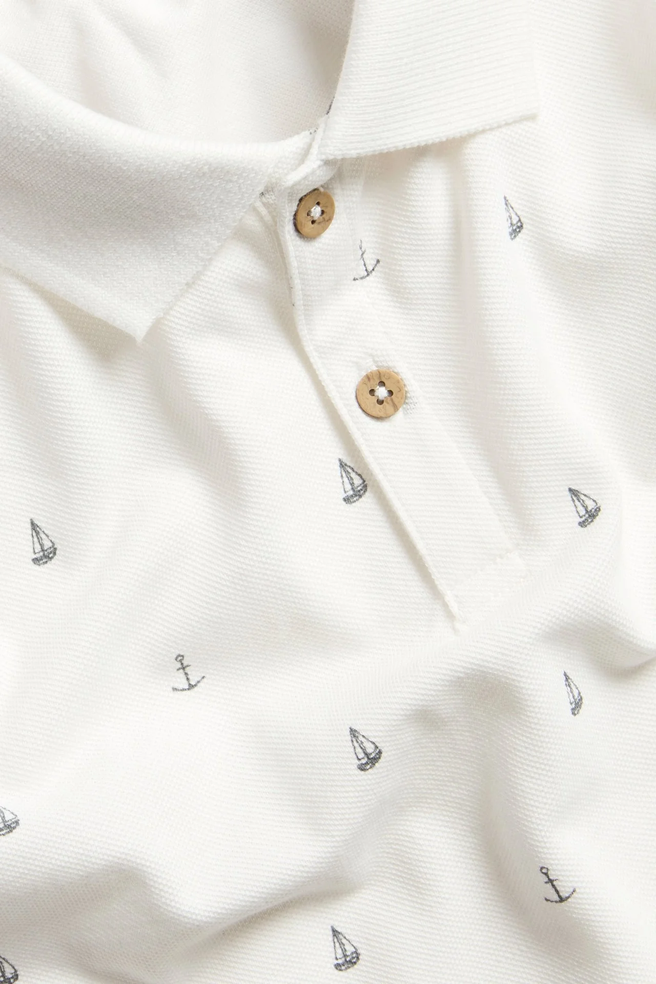 Kids short-sleeved polo shirt with sailboats - Image 2