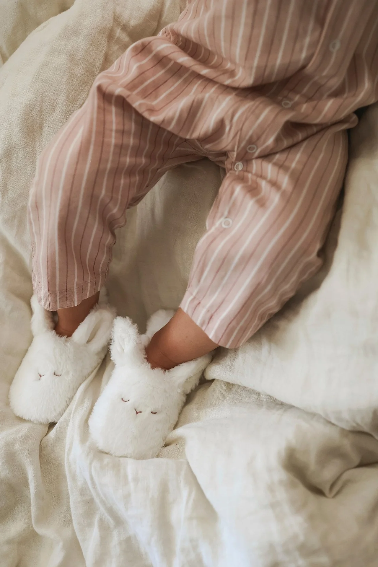 Baby & kids white knitted slippers - Image 2