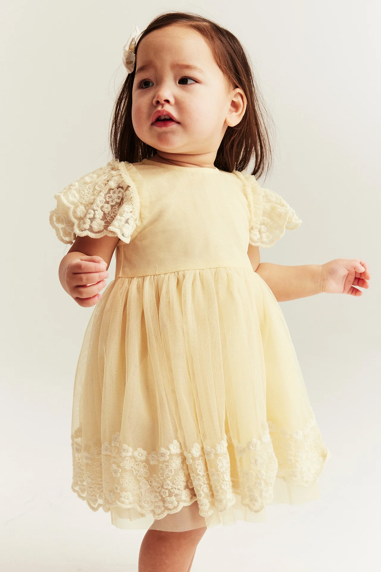 Baby yellow mesh dress with embroidery - Image 3