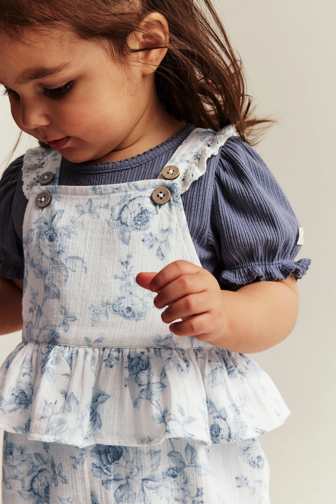 Baby floral dungarees with frill - Image 5