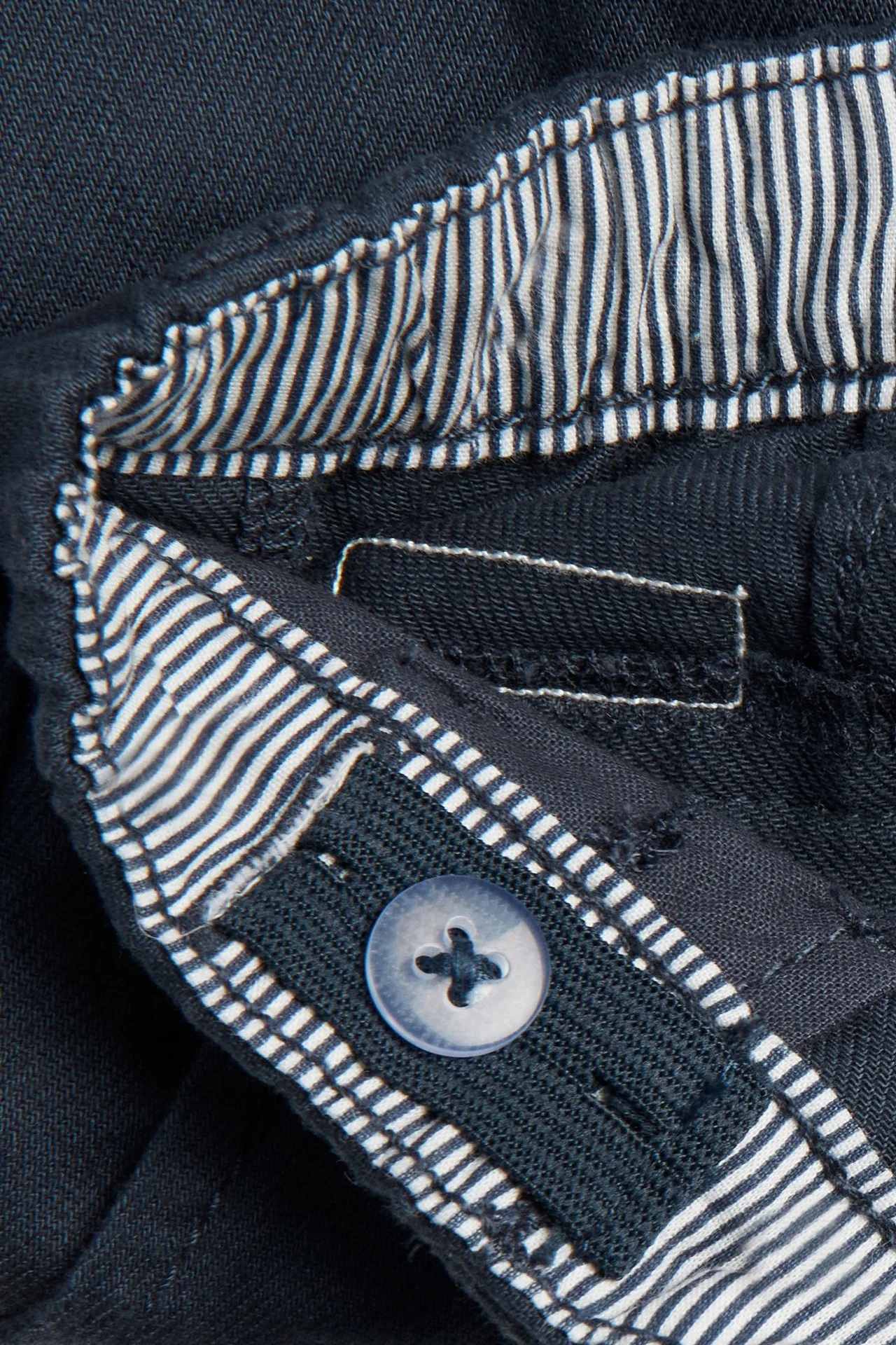 Kids blue shorts with pockets - Image 6