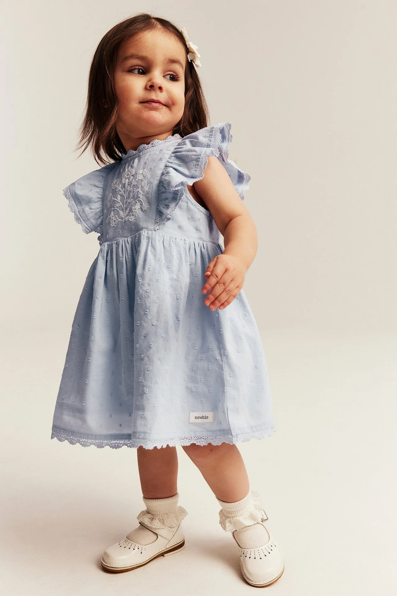 Baby blue dress with floral embroidery - Image 6