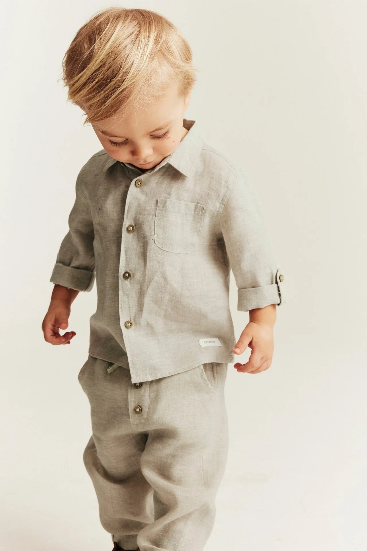 Baby beige linen shirt with collar - Image 3