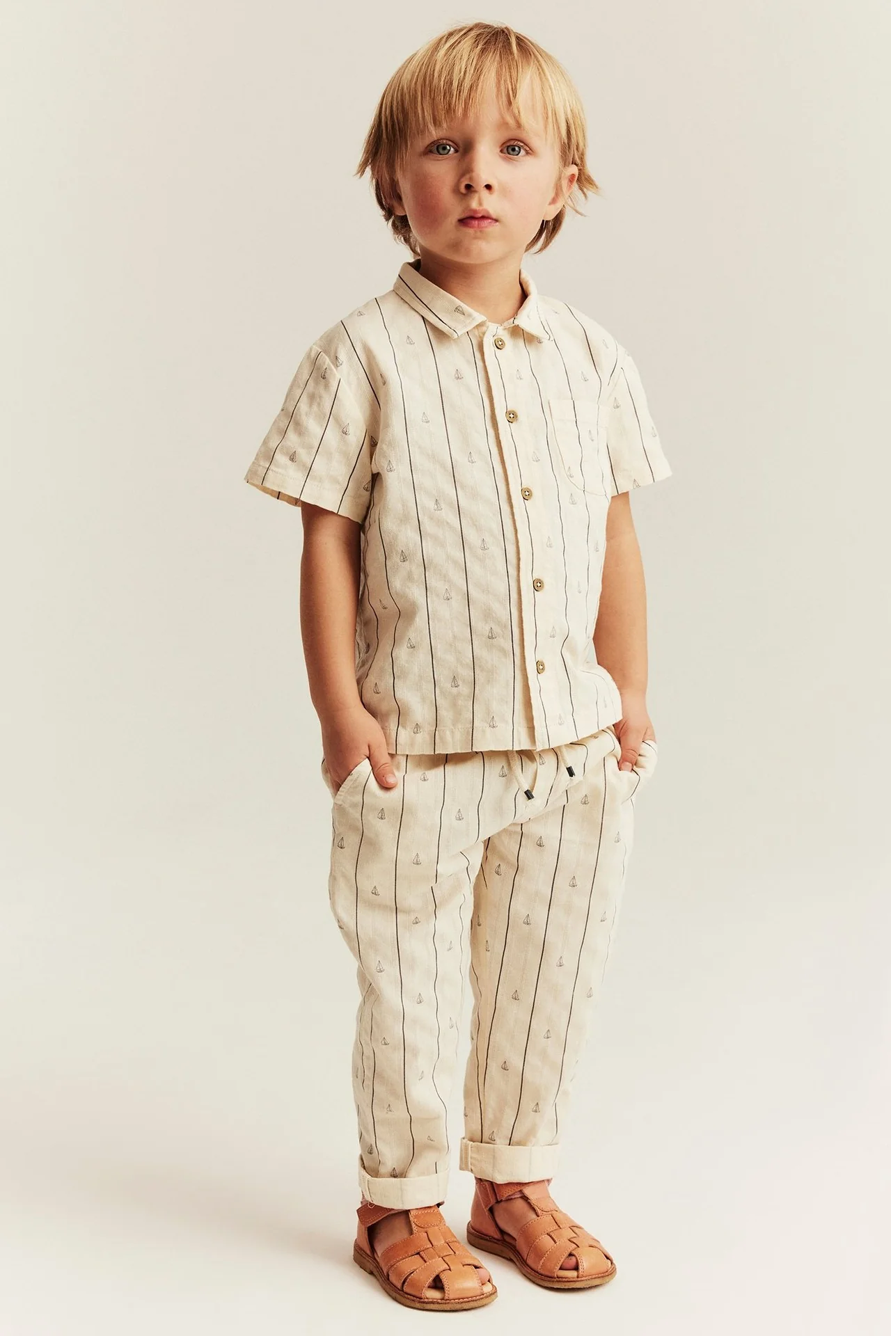 Kids cream shirt with sailboats - Image 5