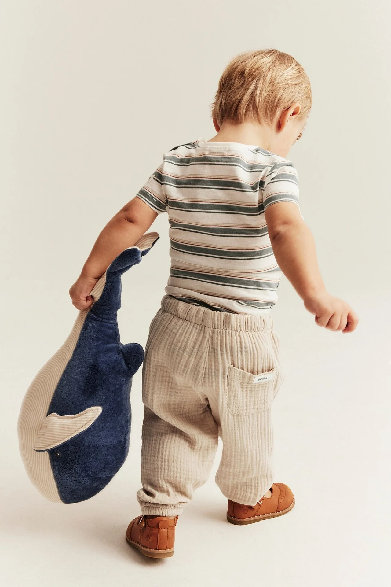 Baby beige woven muslin pants - Image 2