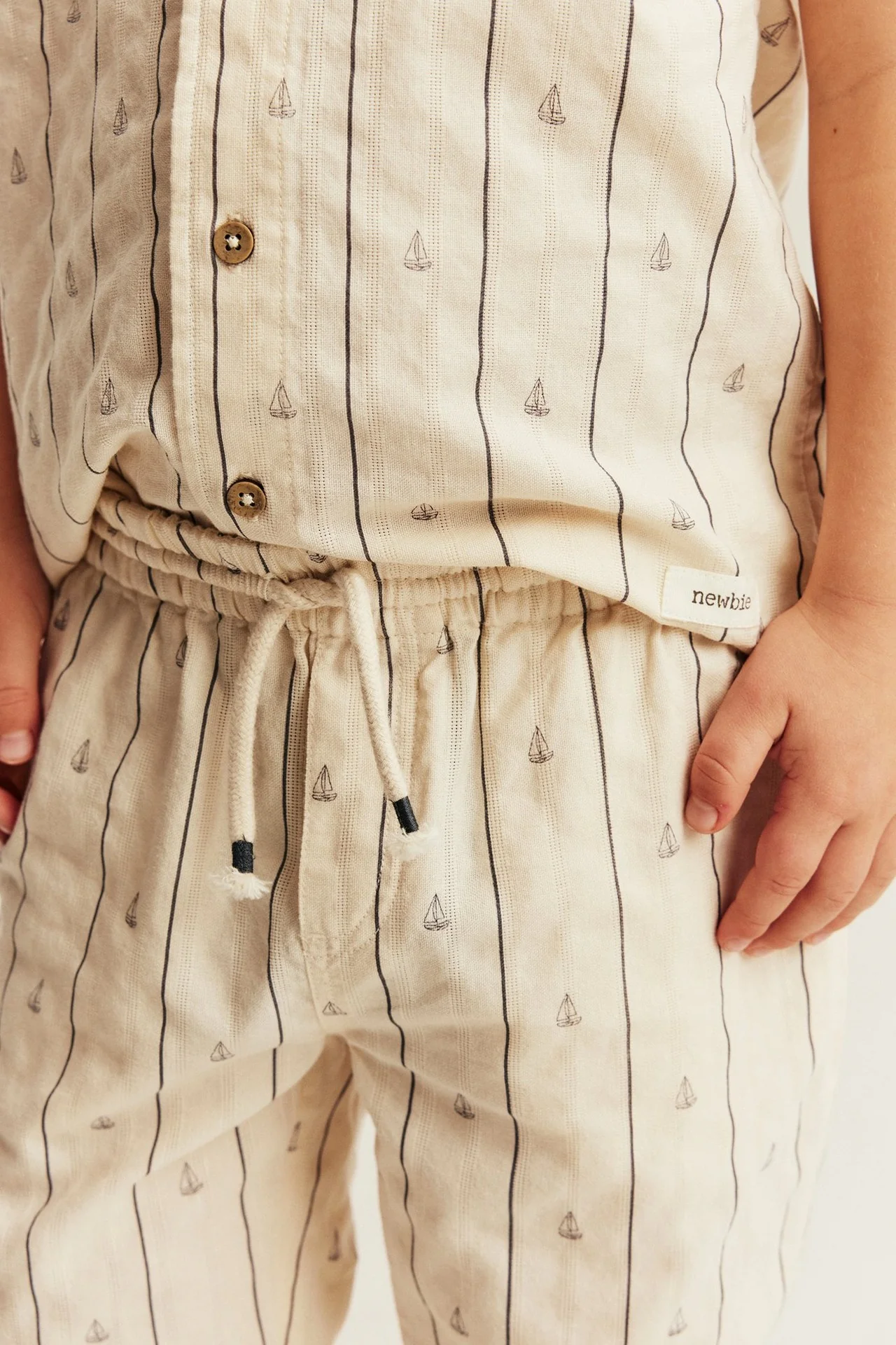 Kids cream striped trousers with sailboats - Image 4