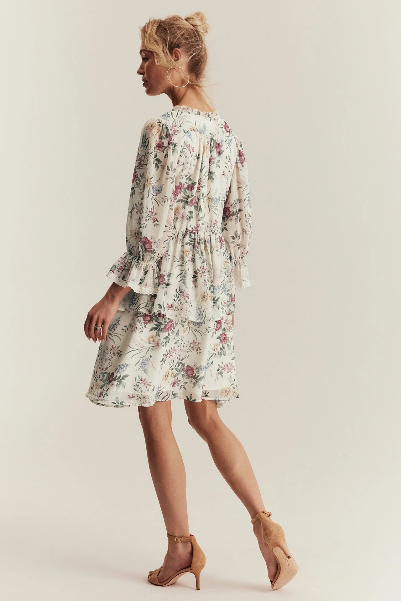 Women's floral chiffon dress - Image 3