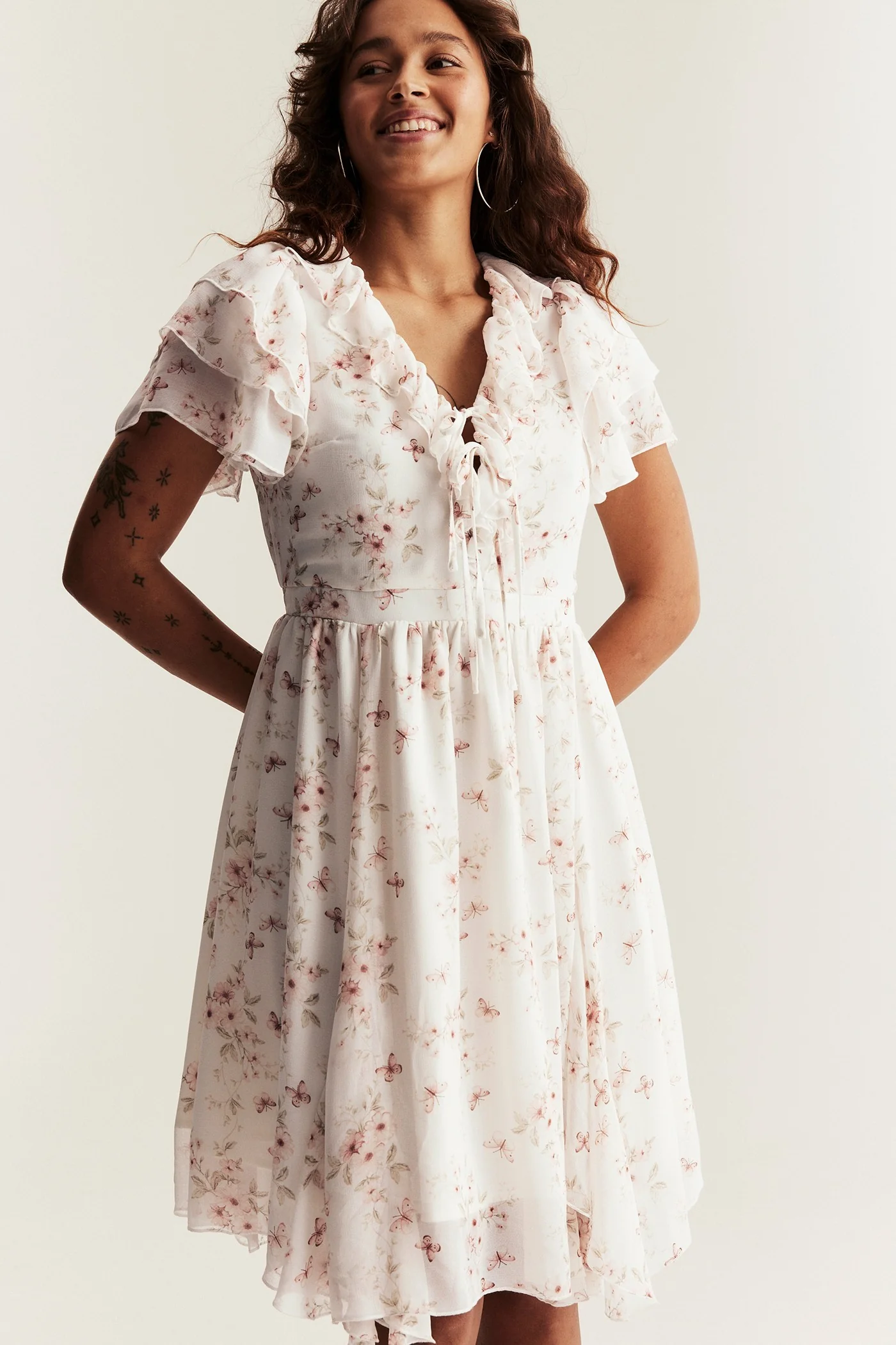 Women’s white floral chiffon dress - Image 5