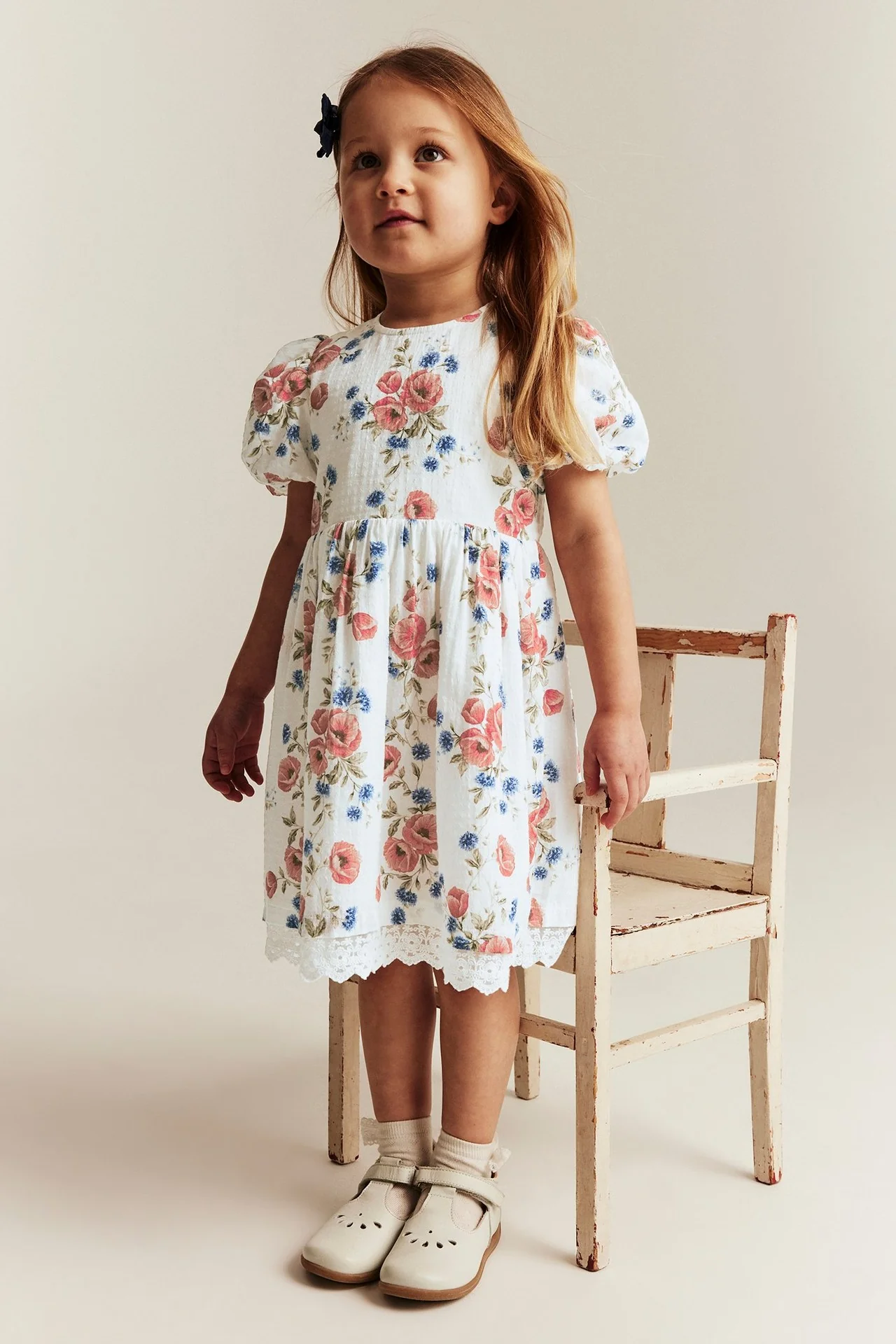 Kids white floral short-sleeved dress - Image 4