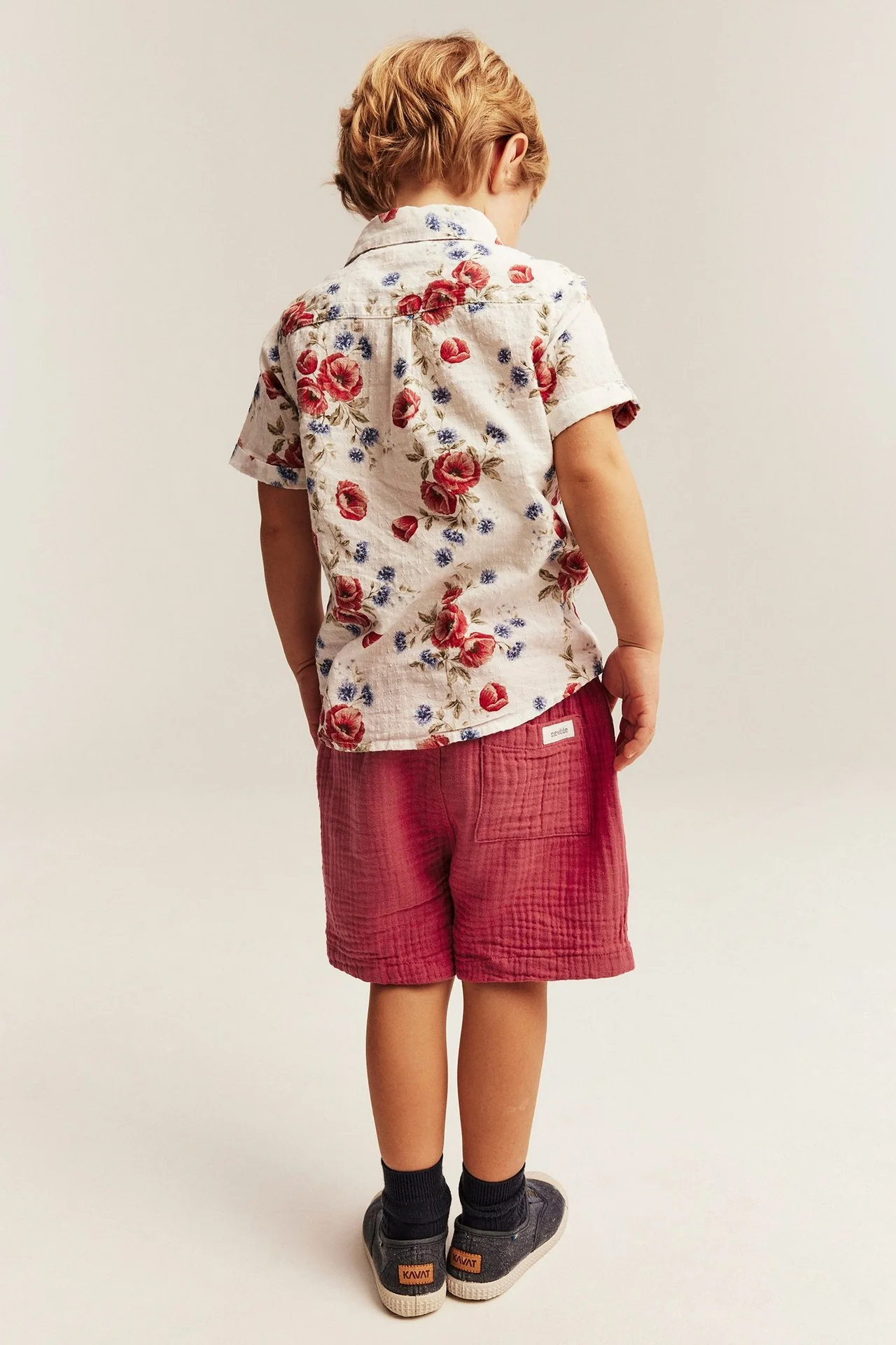 Kids red muslin shorts - Image 3
