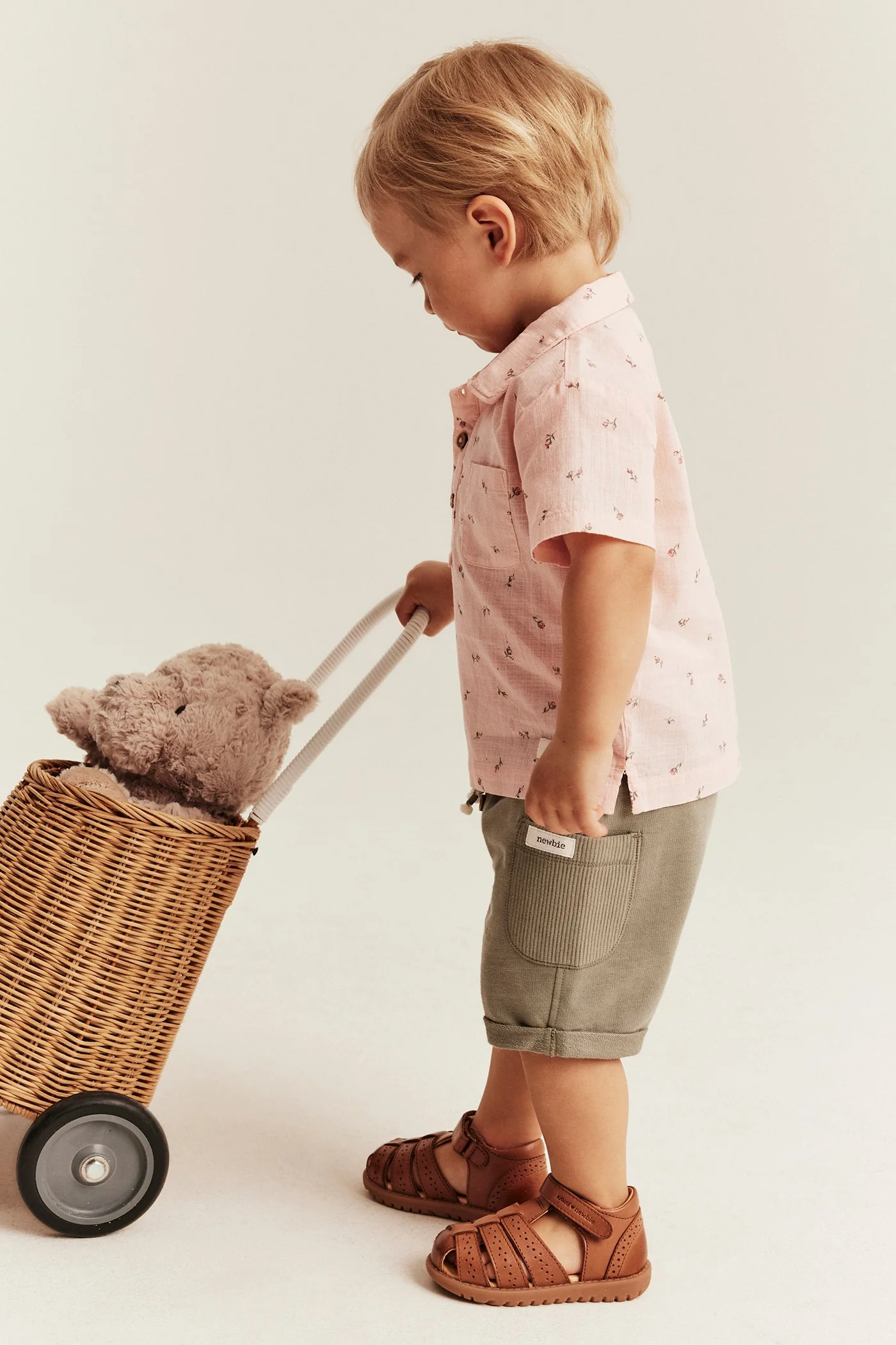 Baby pink floral short sleeve shirt - Image 2