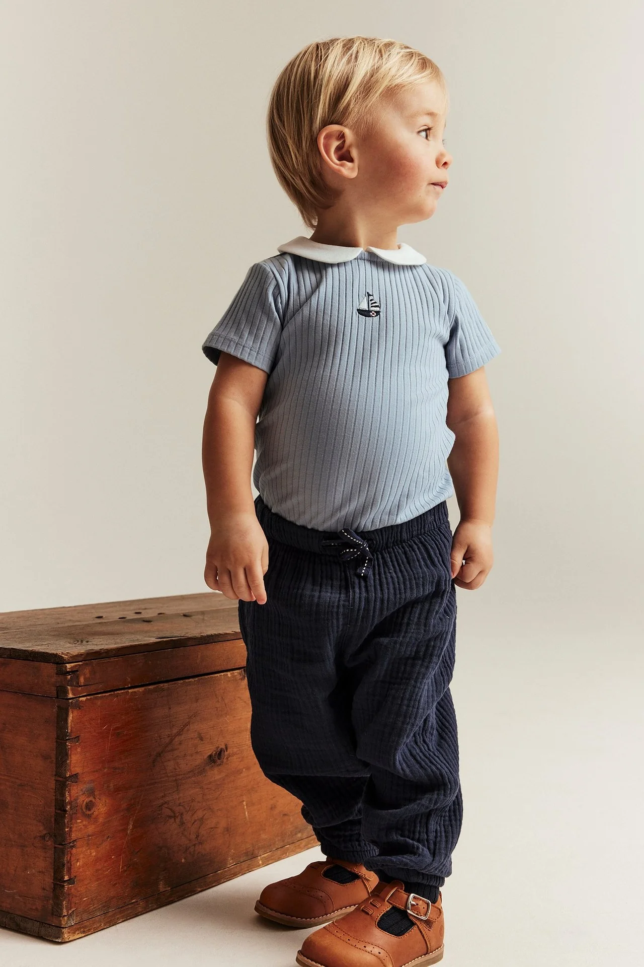 Baby blue bodysuit with sailboat - Image 3