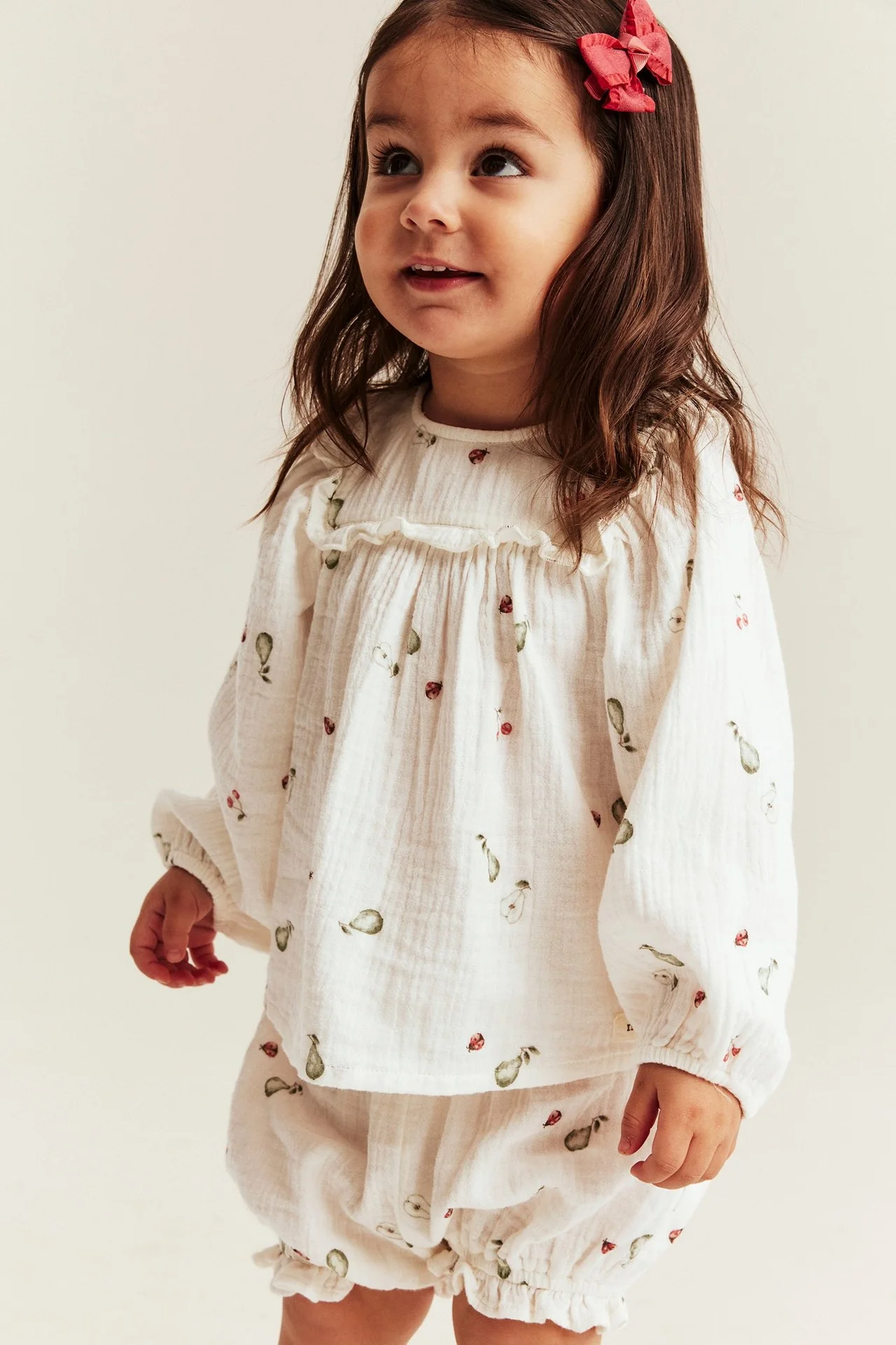 Baby white two-piece muslin set
