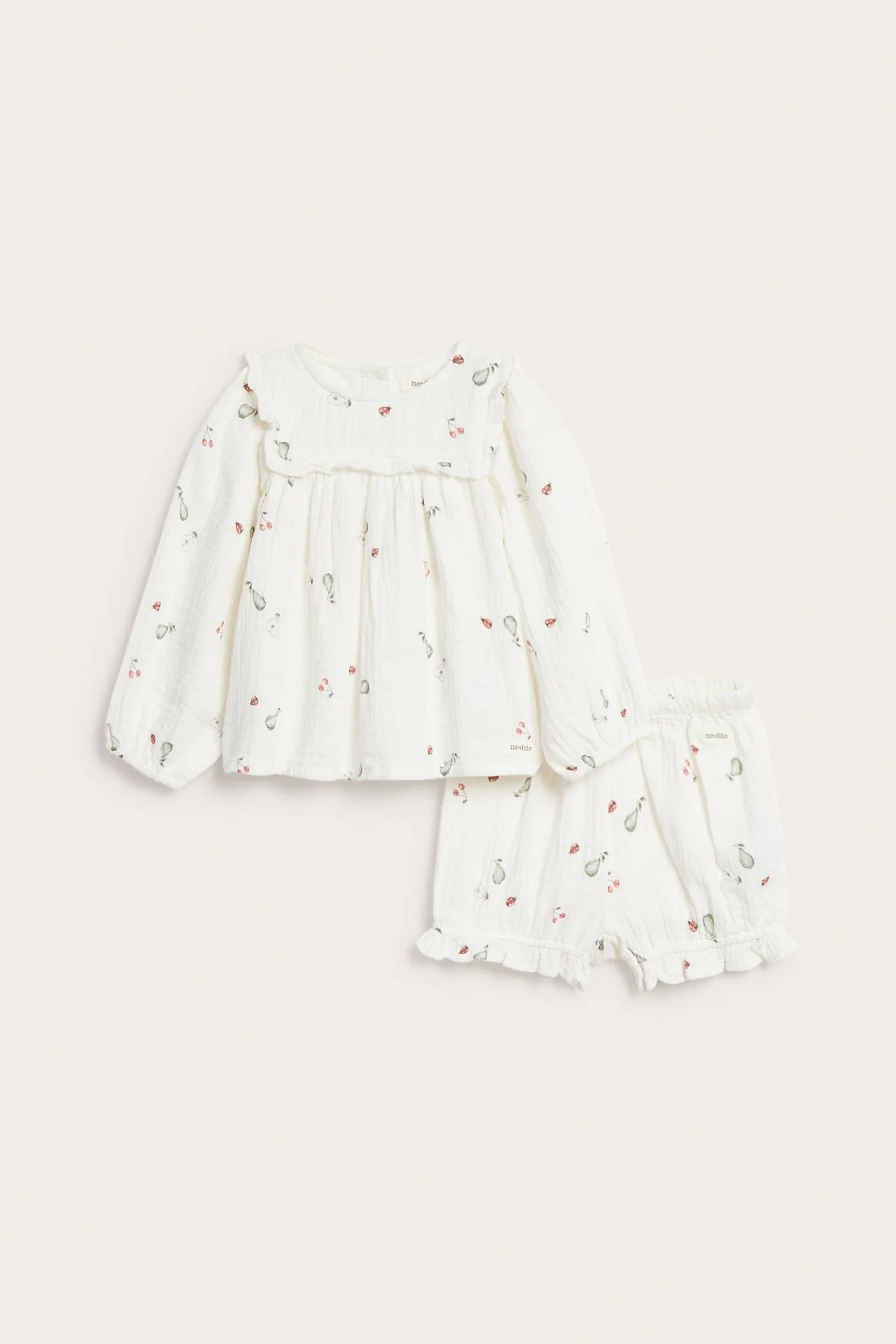 Baby white two-piece muslin set - Image 2