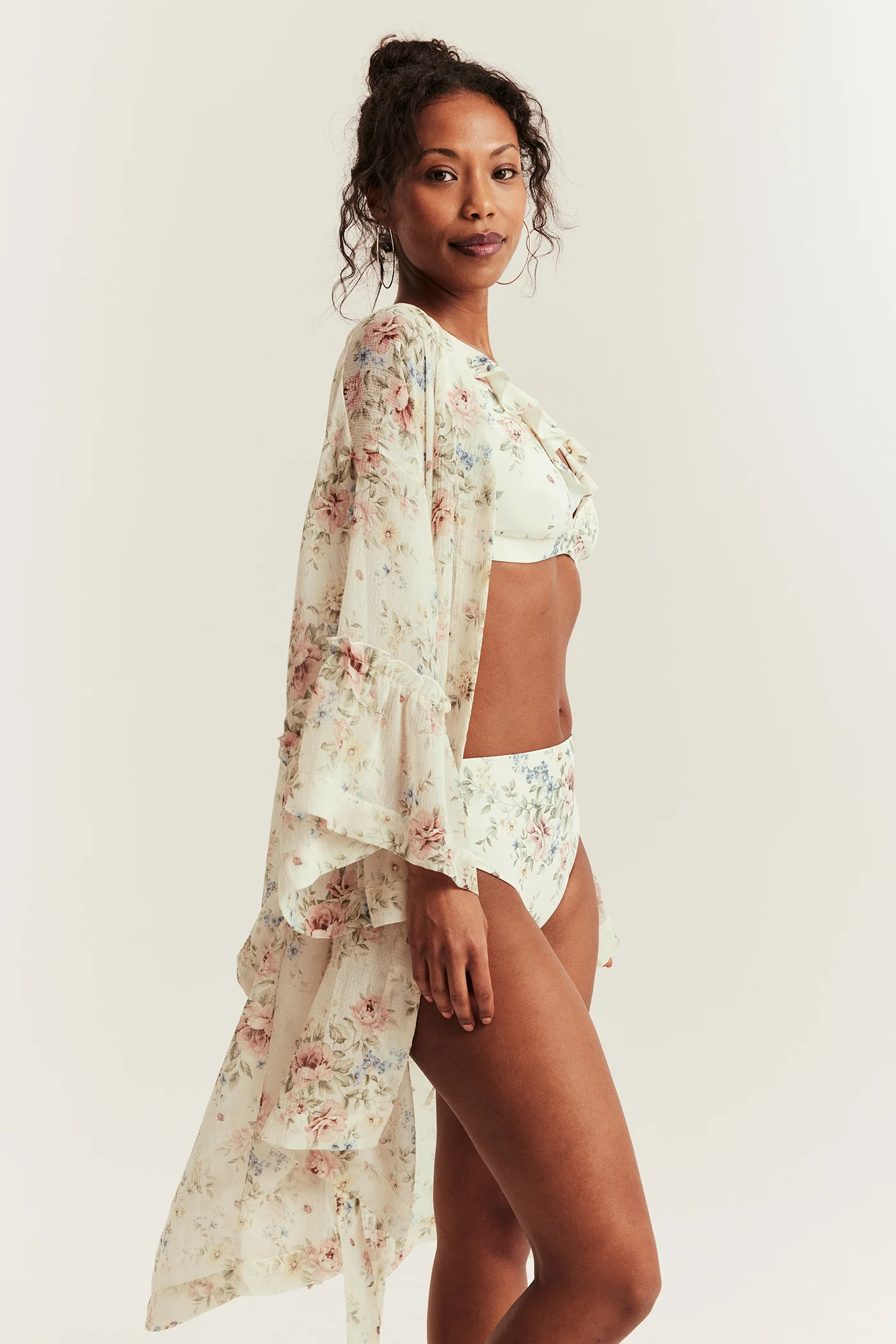 Women's white floral high-waist bikini briefs - Image 4
