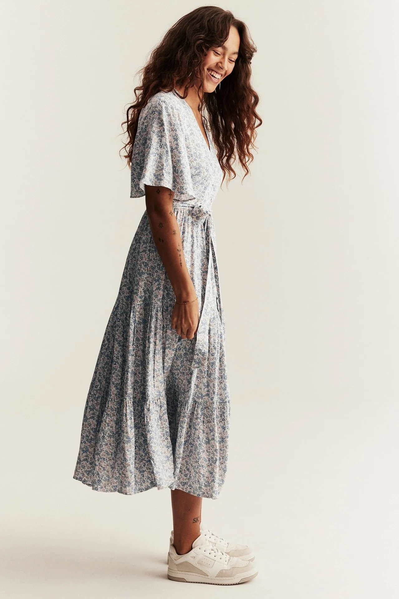 Women's white floral dress - Image 6