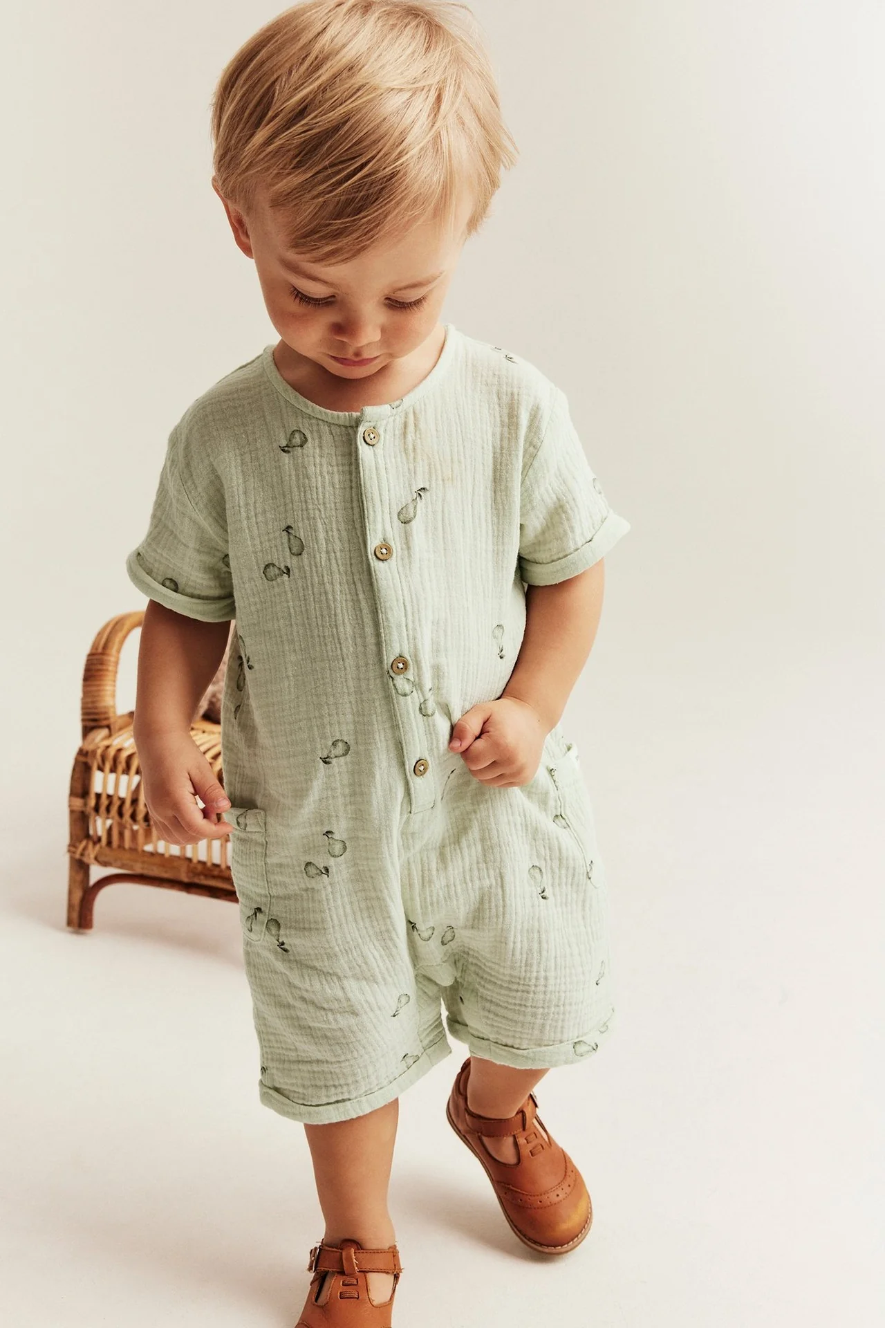 Baby romper with pear pattern - Image 3