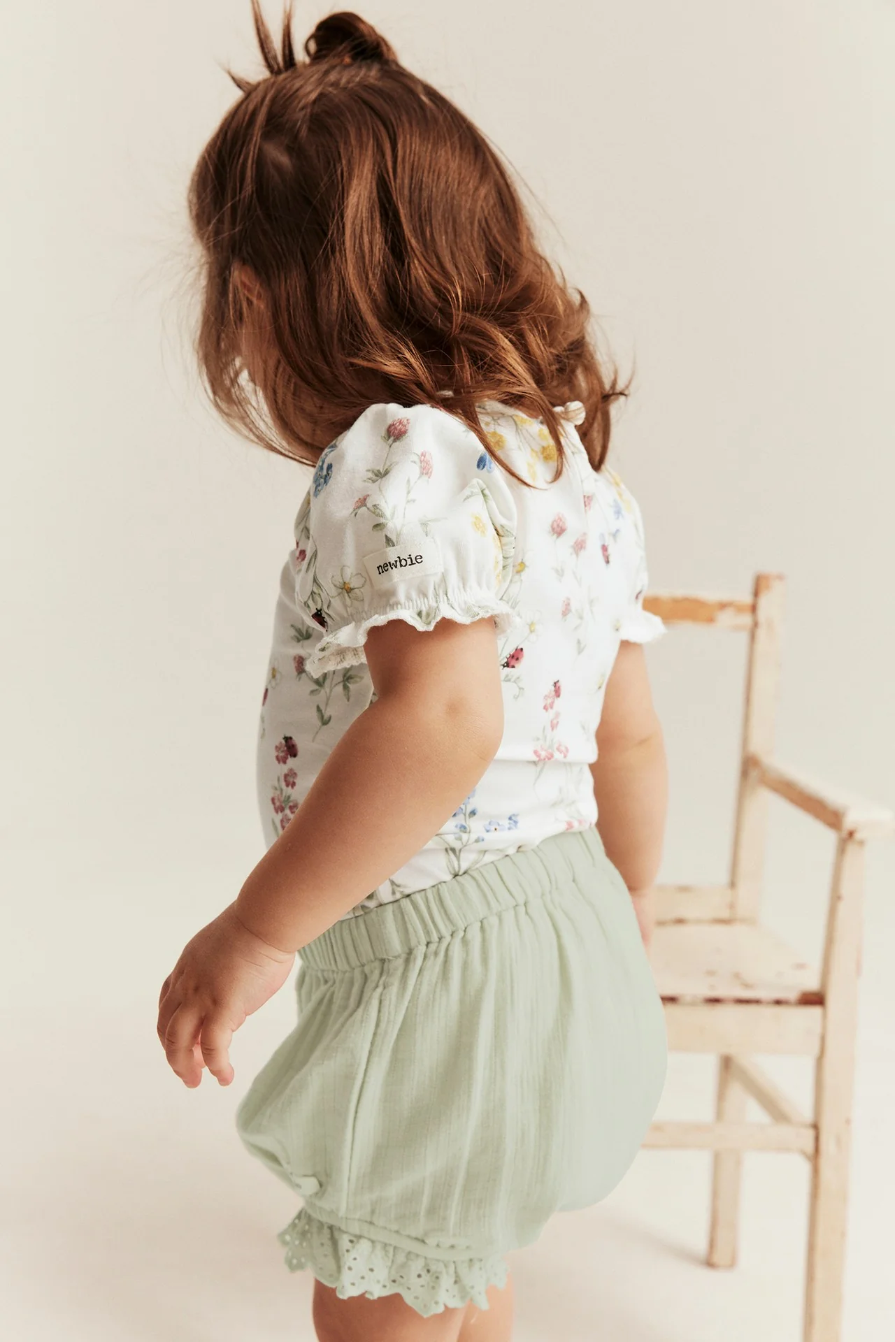 Baby floral body with puff sleeves - Image 3