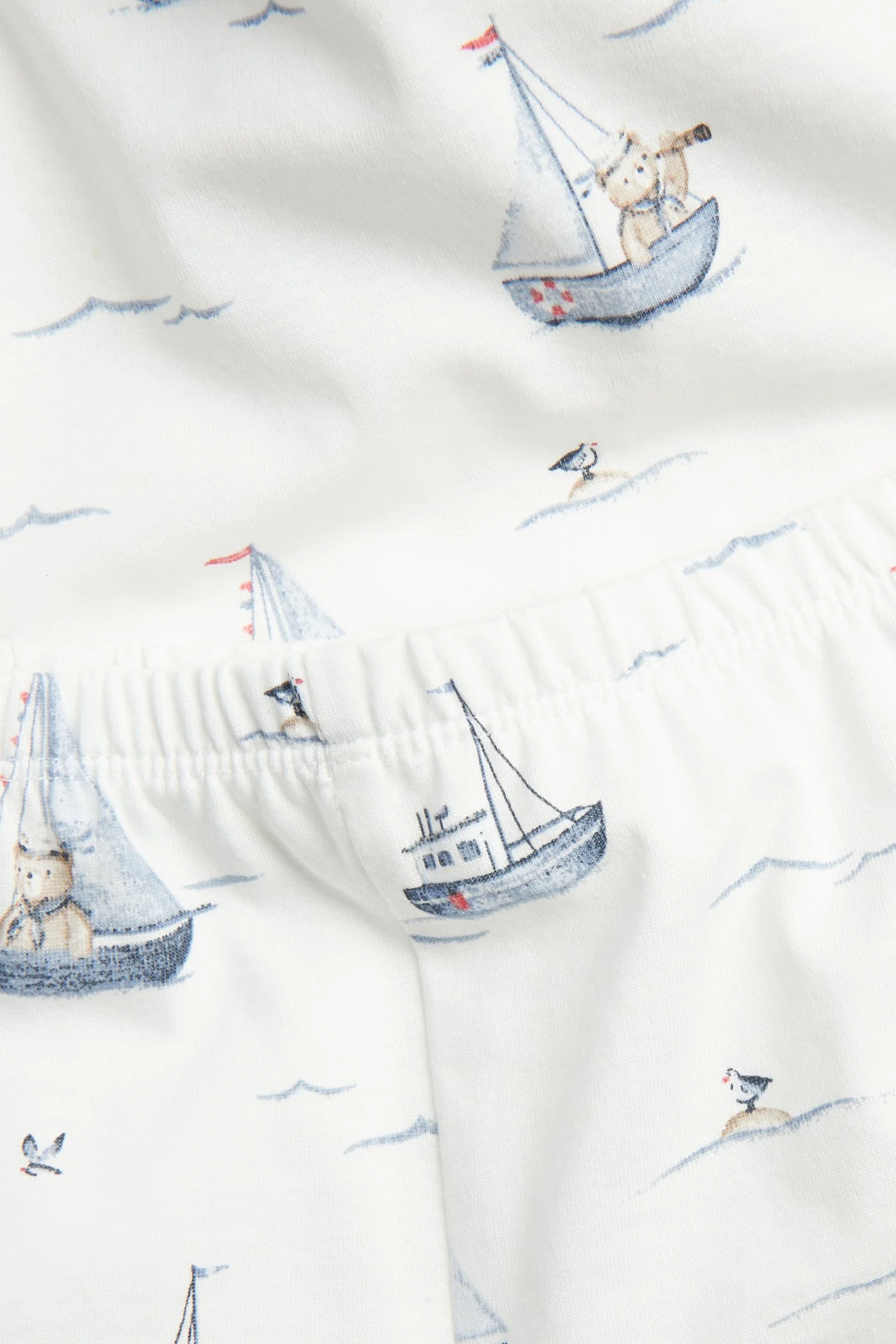 Kids sailing boat-themed pyjama set - Image 2