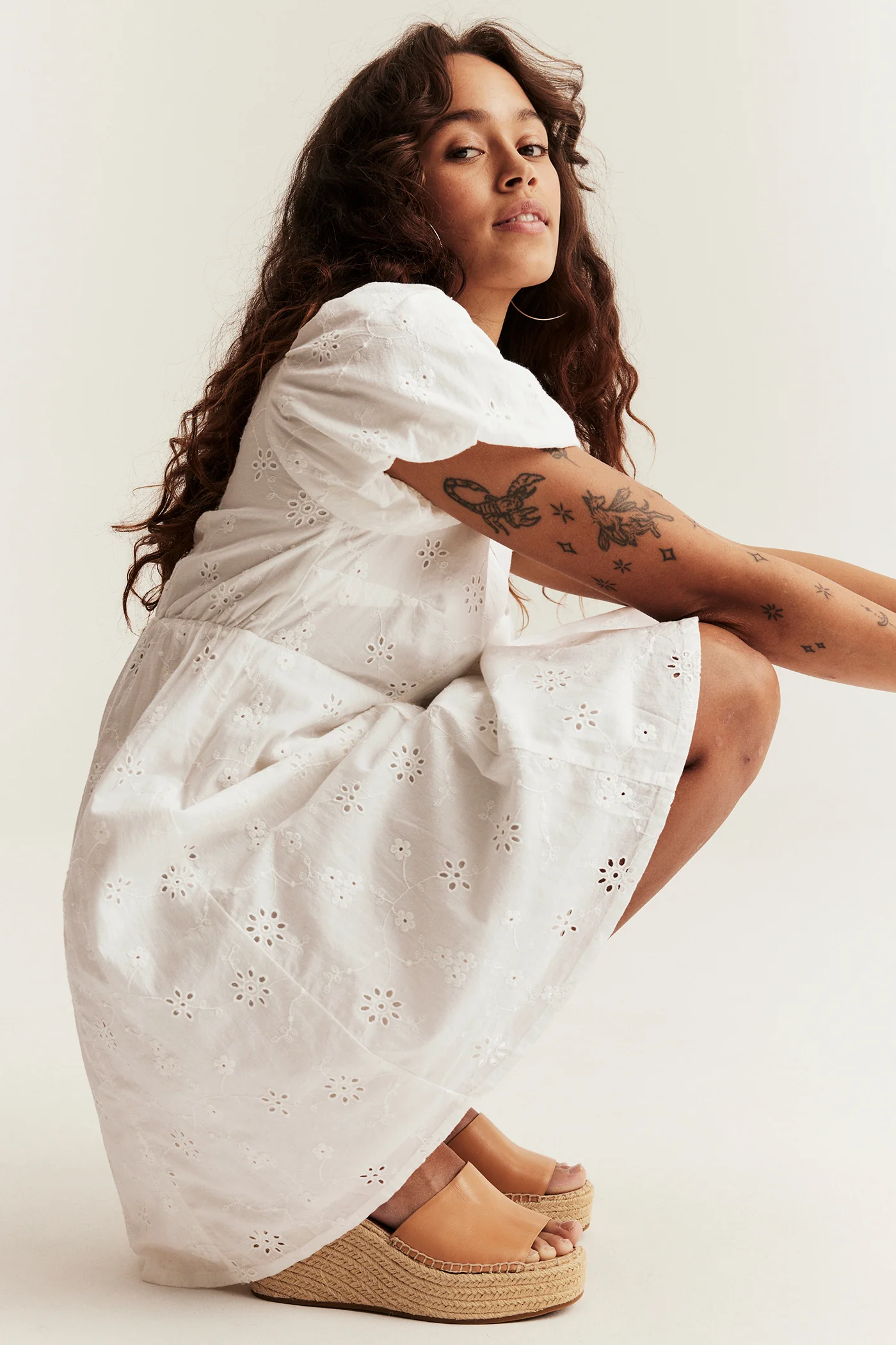 Women’s white dress with embroidery - Image 5