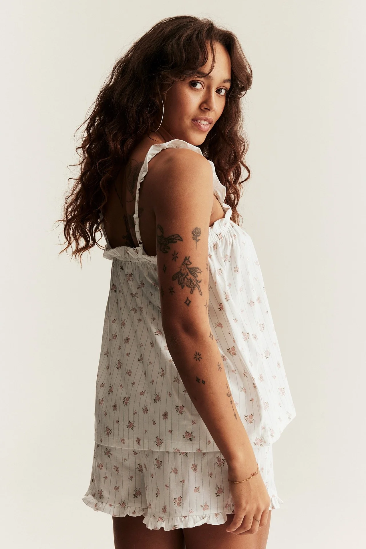 Women's white floral pyjamas - Image 3