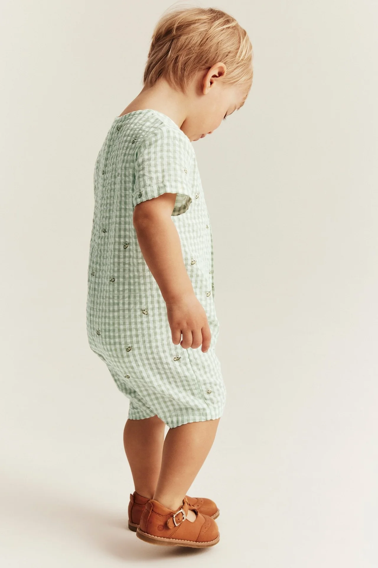 Baby checked romper with bee motif - Image 3