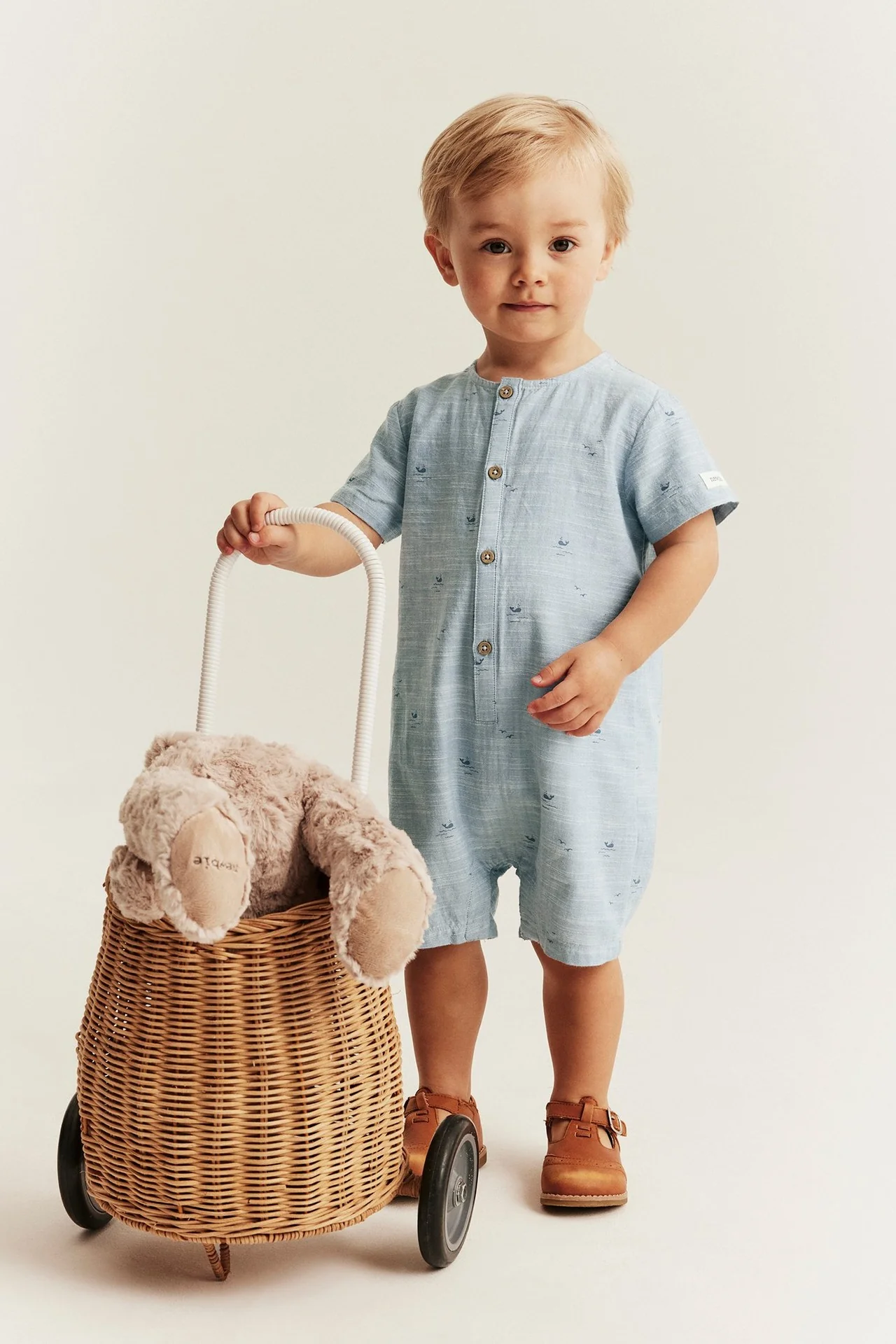 Baby blue whale theme romper - Image 5