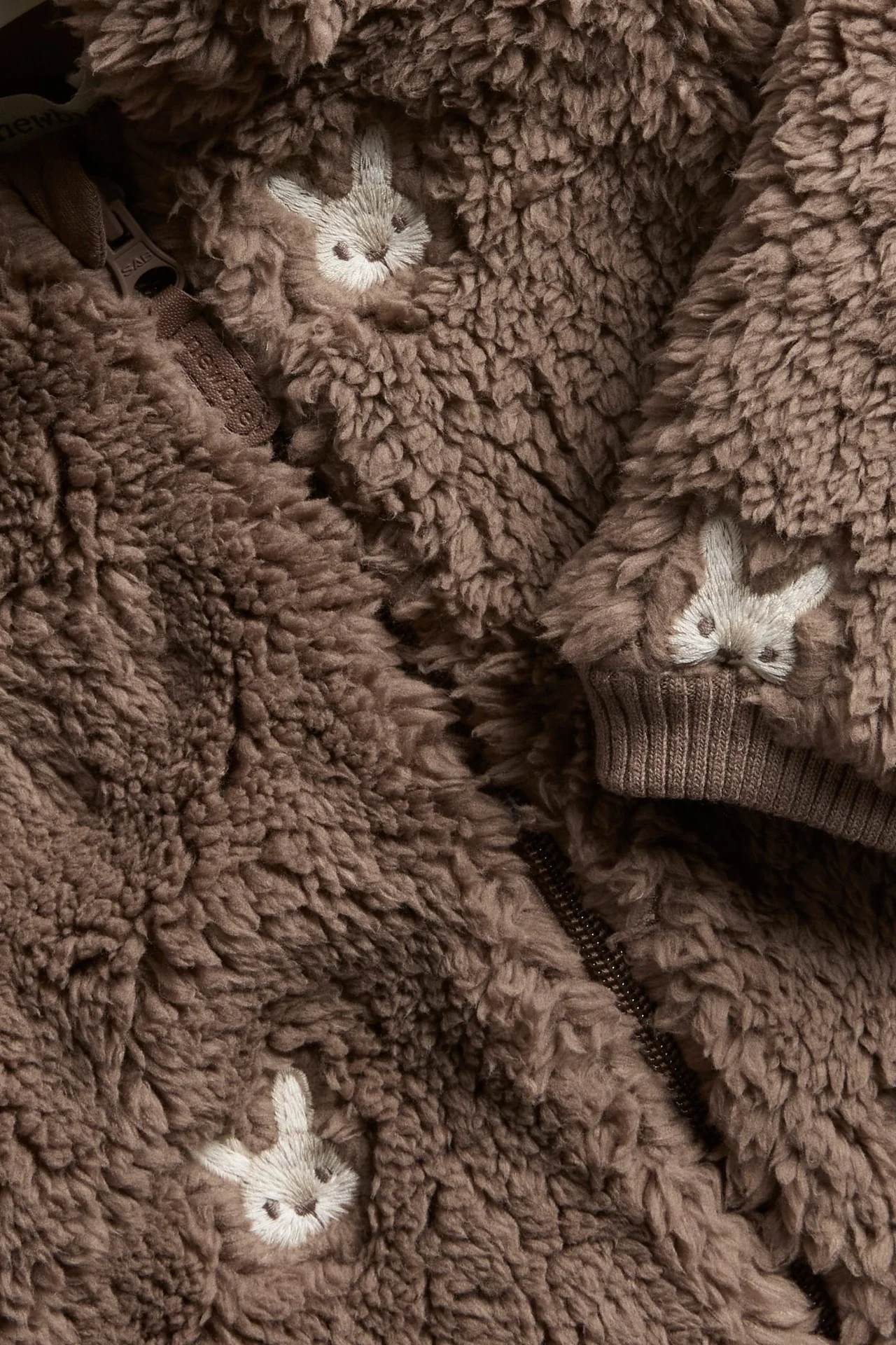 Baby pile jacket with rabbits - Image 2