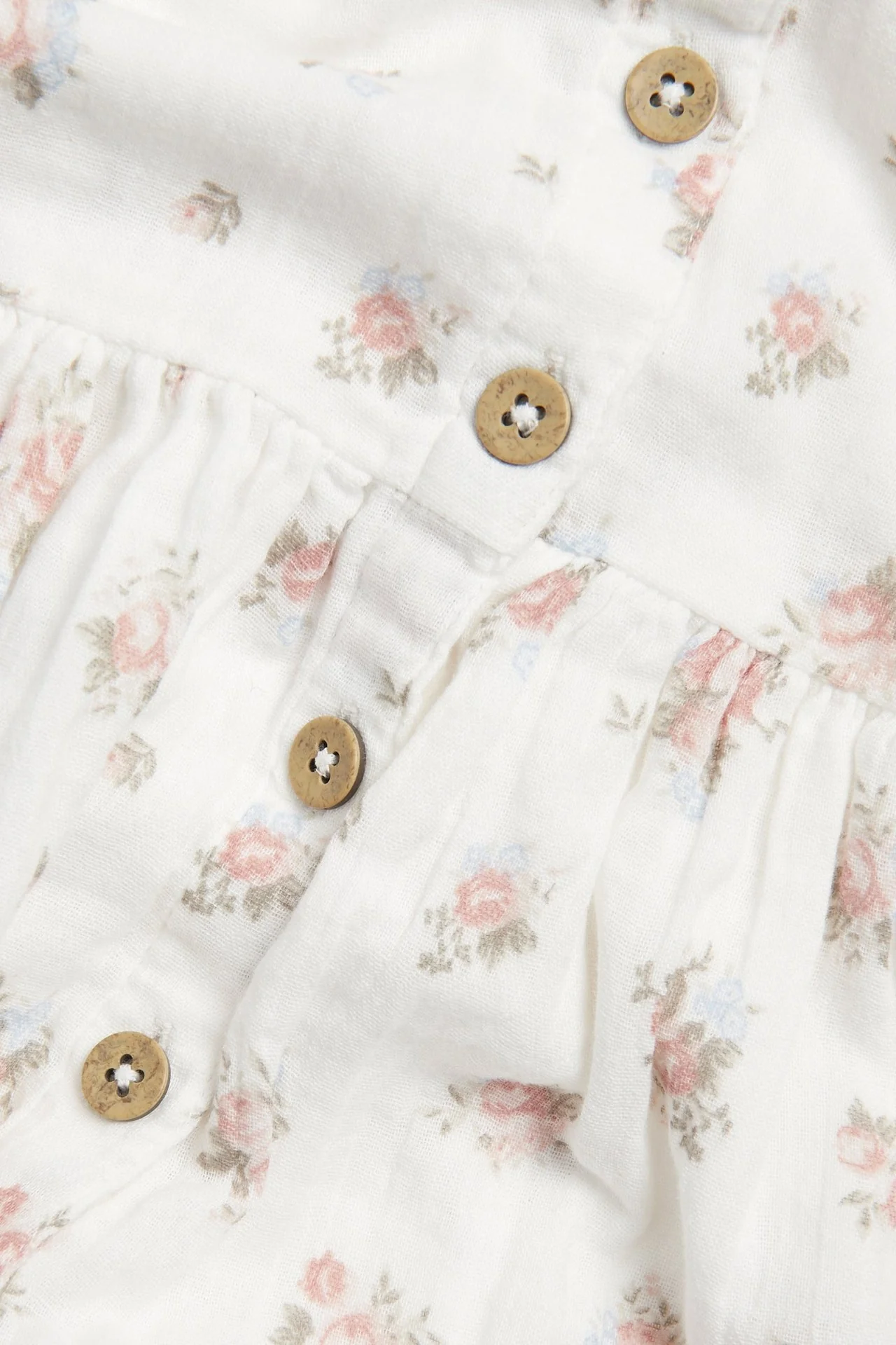 Kids floral dress with puff sleeves - Image 5